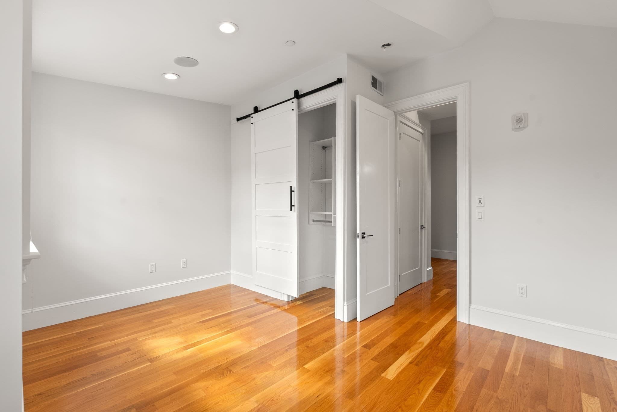 Condominium at 482 E Fourth Street # 4, Boston MA 02127, Boston, photo 14 of 25