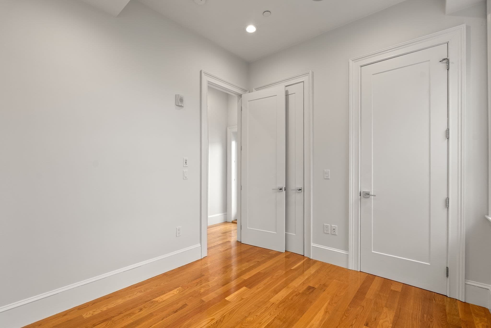 Condominium at 482 E Fourth Street # 4, Boston MA 02127, Boston, photo 11 of 25