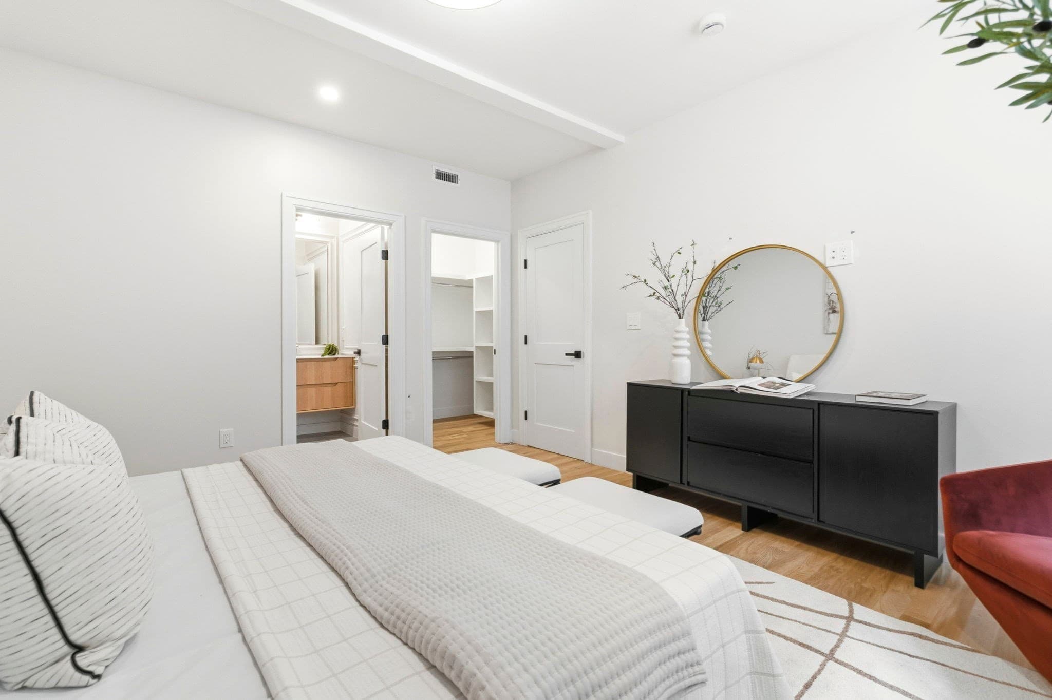Condominium at 34-36 Governors Winthrop Rd # A, Somerville MA 02145, Somerville, photo 25 of 36
