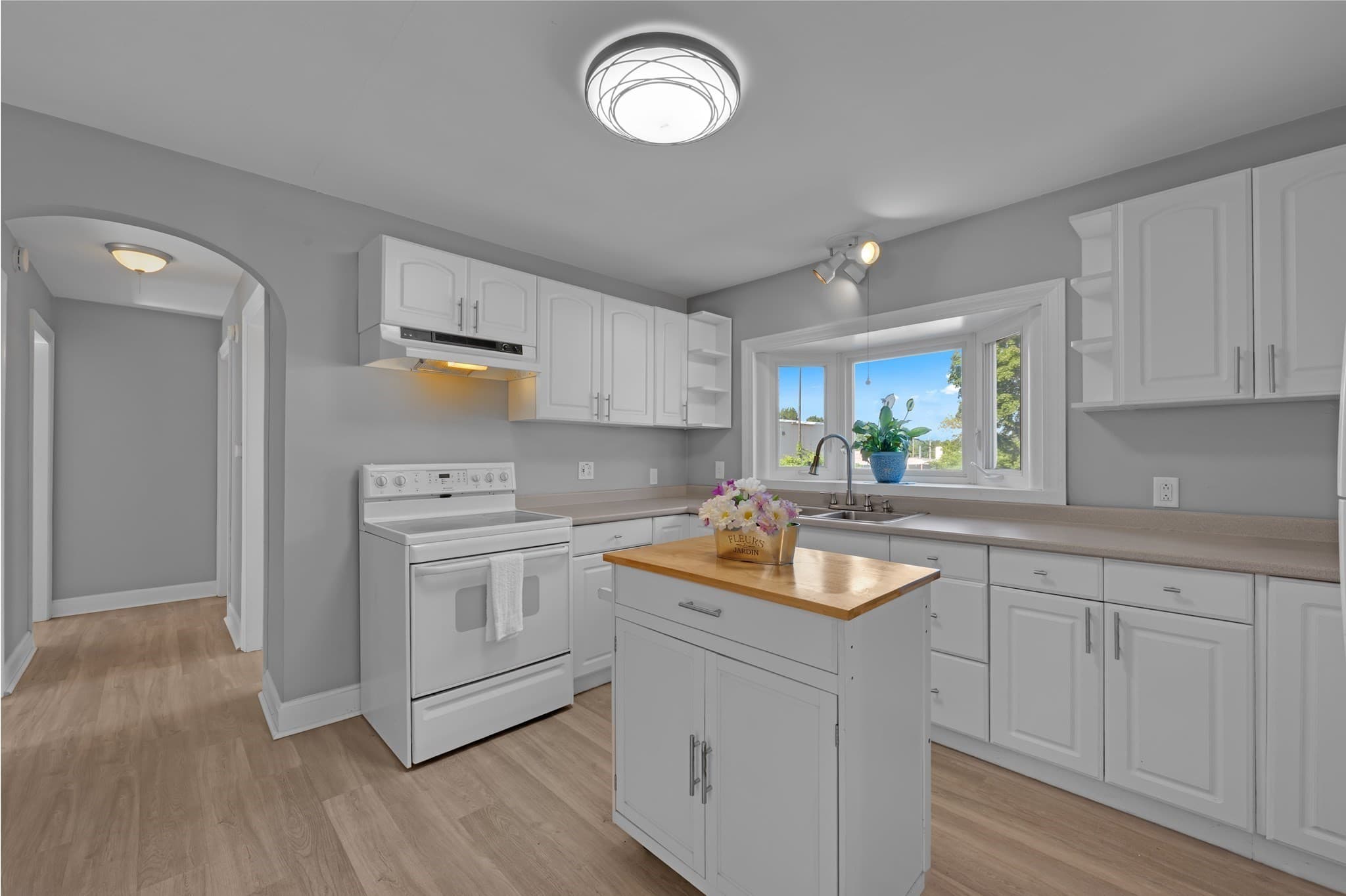 Single Family Residence at 58 Randall St, Palmer MA 01069, Palmer, photo 5 of 31