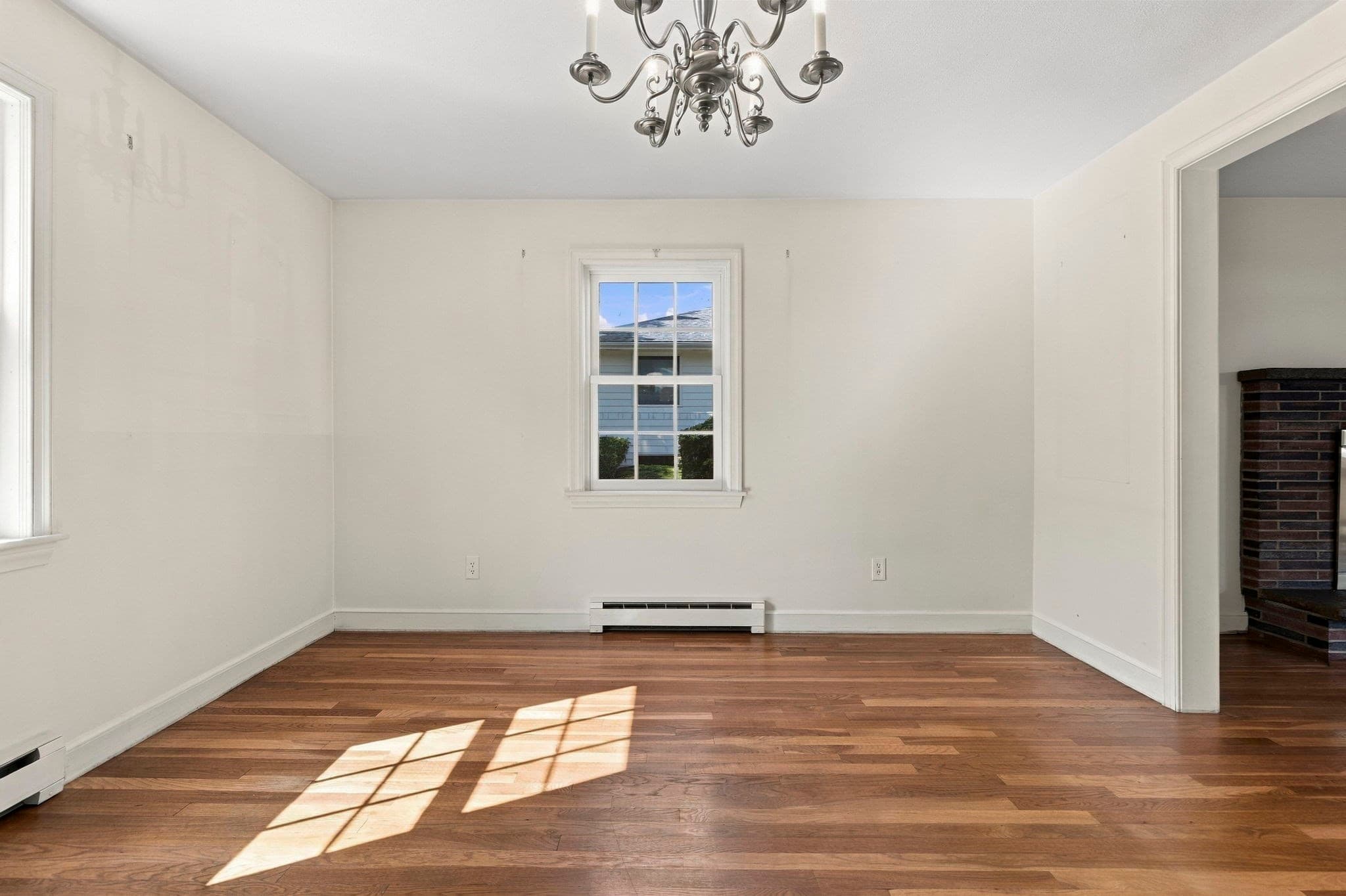 Single Family Residence at 25 Lawndale Road, Stoneham MA 02180, Stoneham, photo 6 of 28