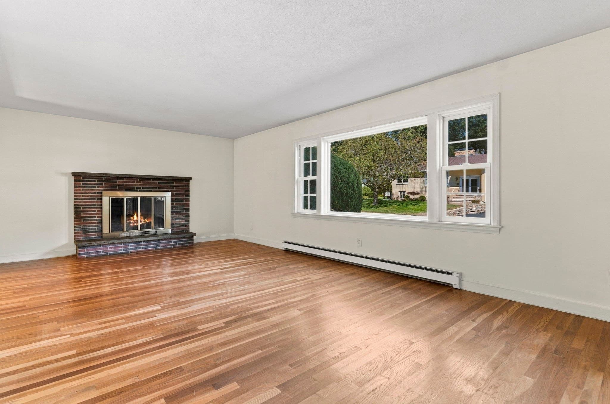 Single Family Residence at 25 Lawndale Road, Stoneham MA 02180, Stoneham, photo 3 of 28
