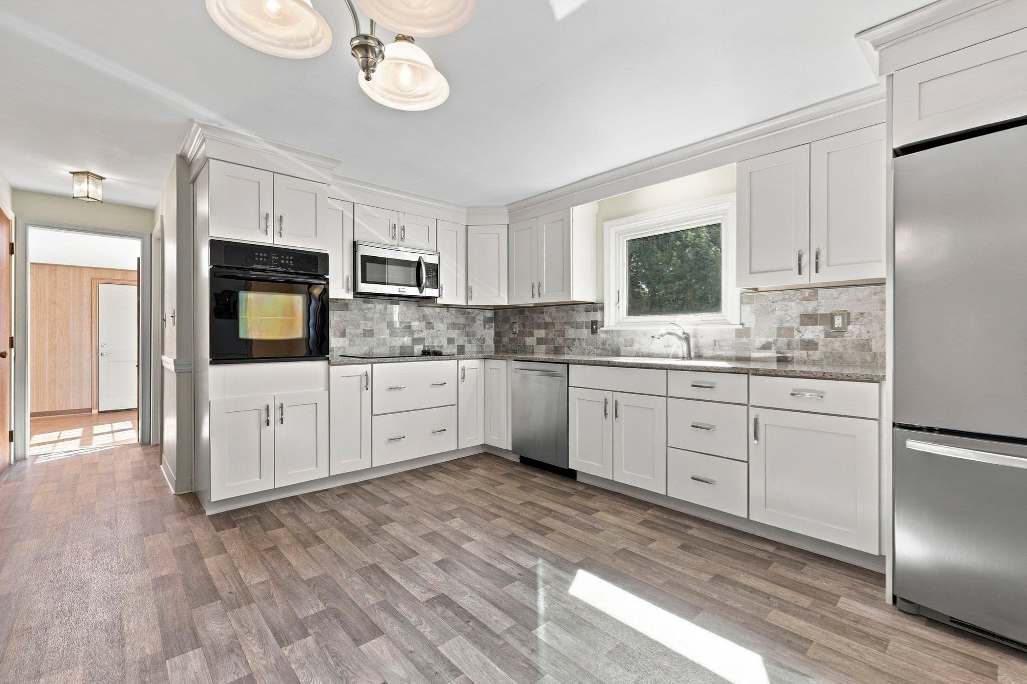 Single Family Residence at 25 Lawndale Road, Stoneham MA 02180, Stoneham, photo 8 of 28