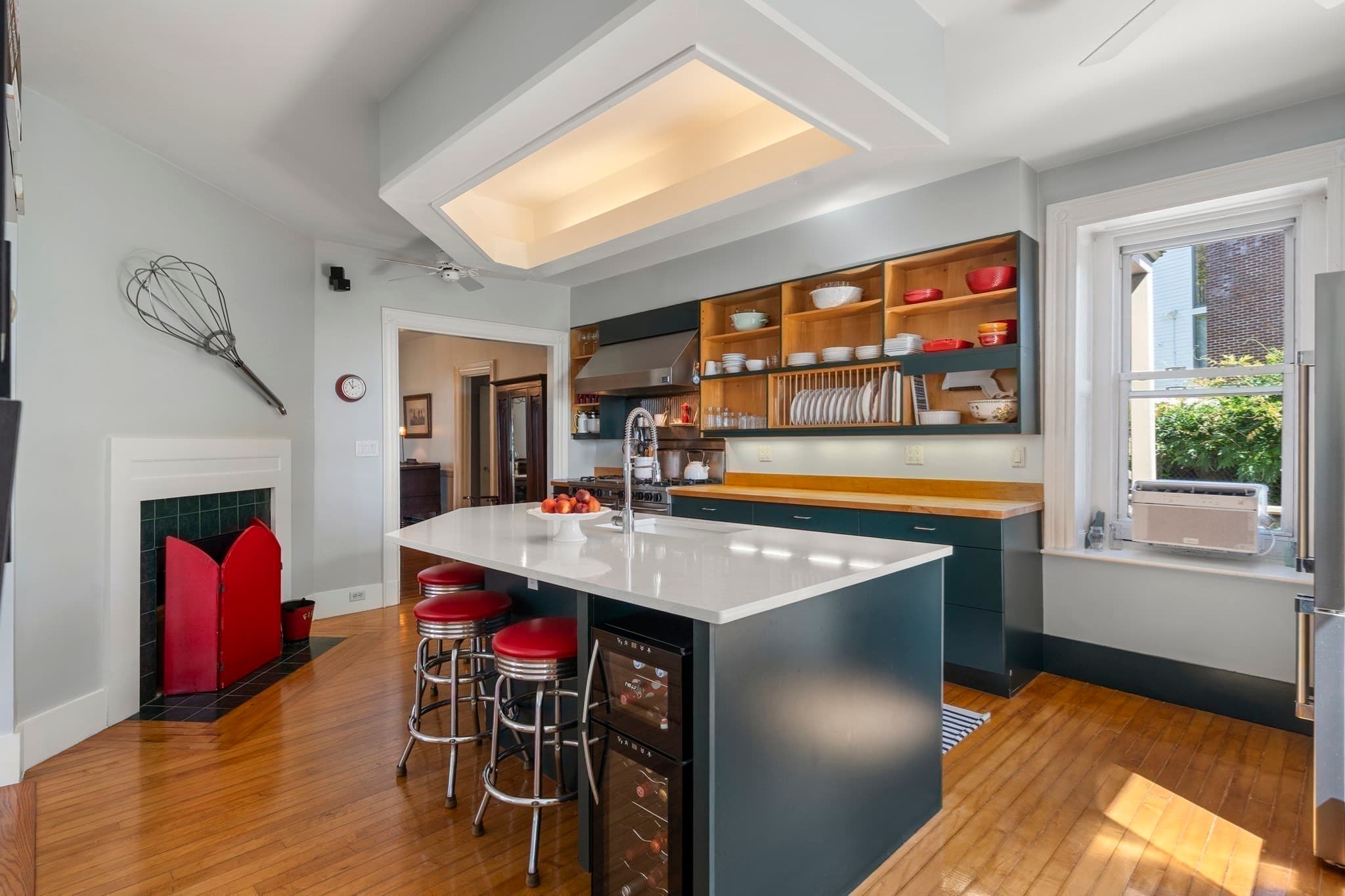 Condominium at 35 Grandview Ave # 1, Medford MA 02155, Medford, photo 12 of 42