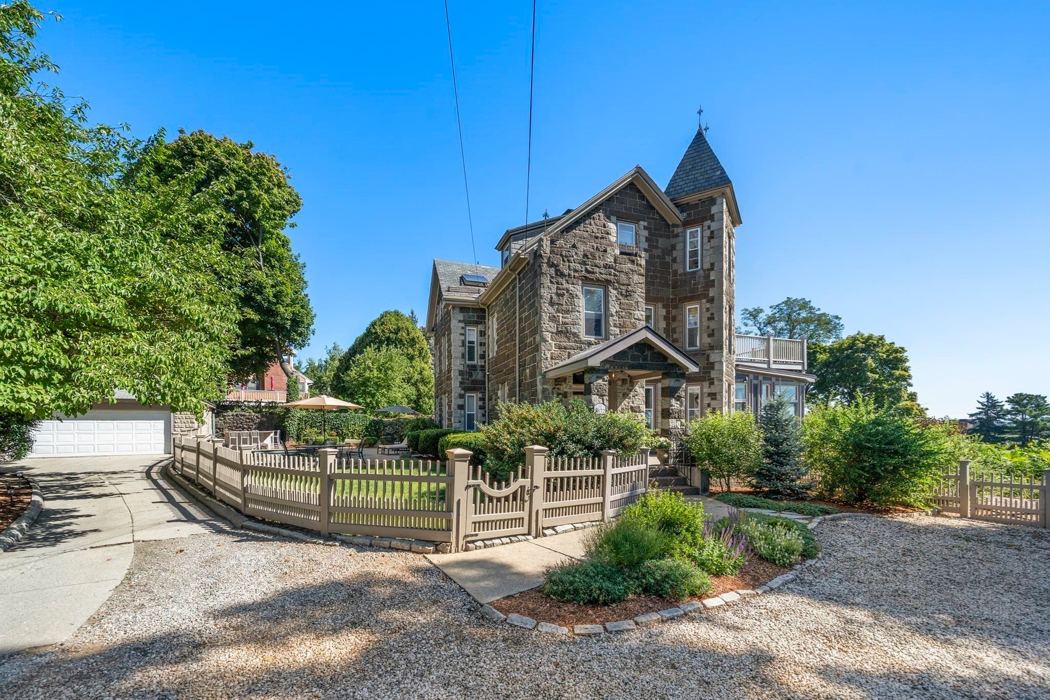 35 Grandview Ave # 1, Medford MA 02155
