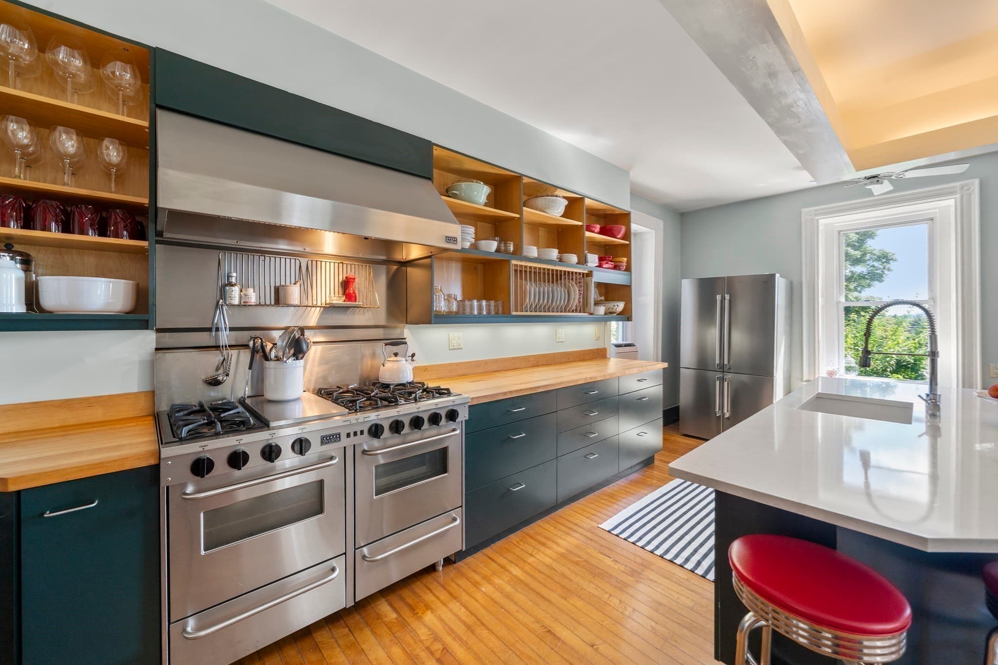 Condominium at 35 Grandview Ave # 1, Medford MA 02155, Medford, photo 9 of 42
