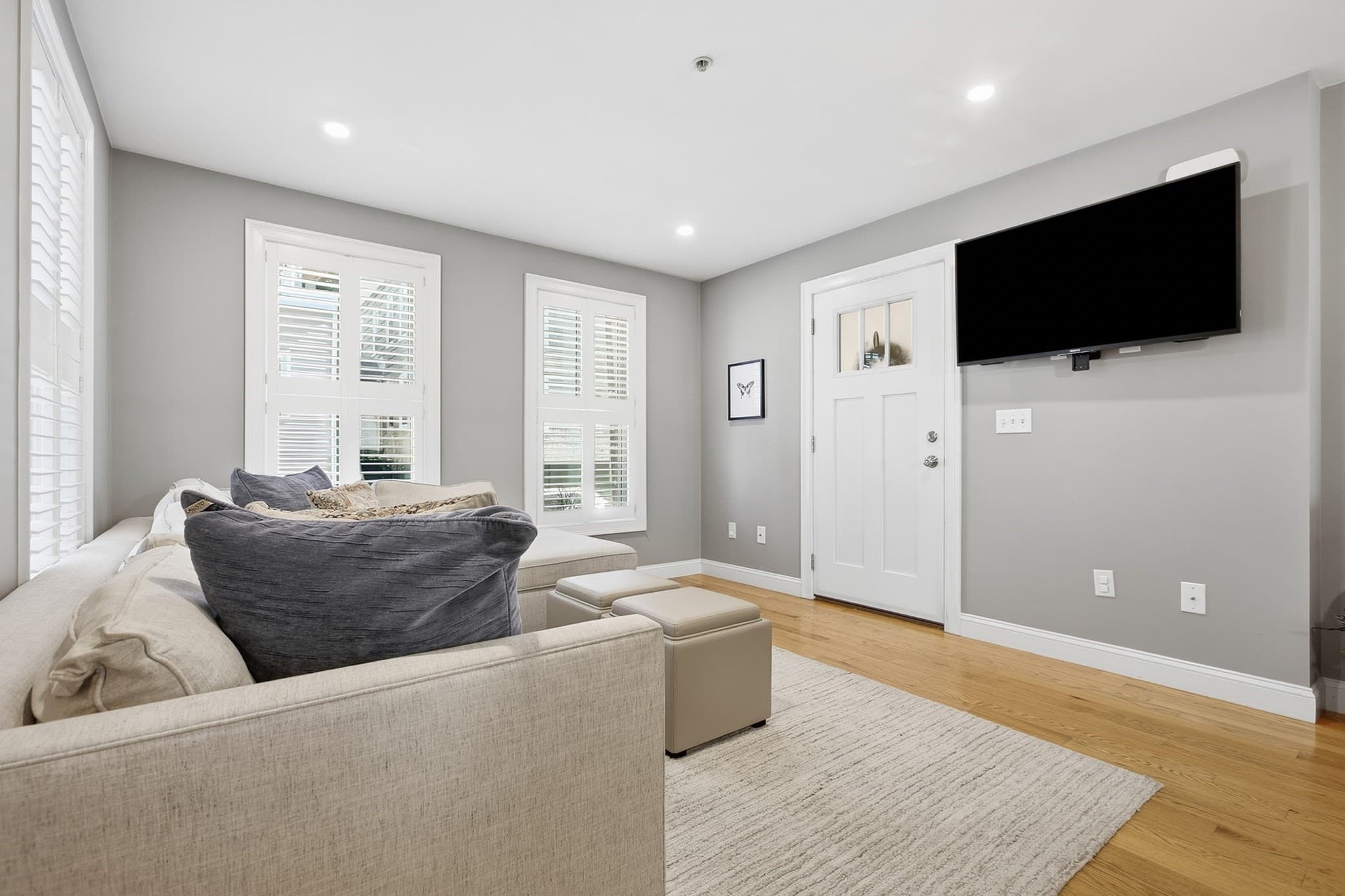 Condominium at 126 Elm Street # 2, Boston MA 02129, Boston, photo 5 of 26
