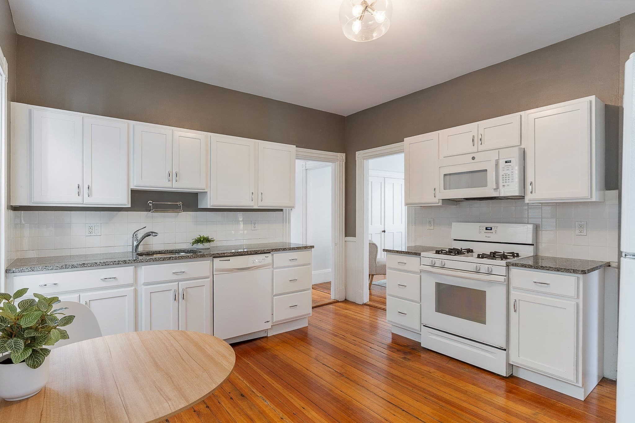 Condominium at 14 Henry St # 14, Medford MA 02155, Medford, photo 5 of 23