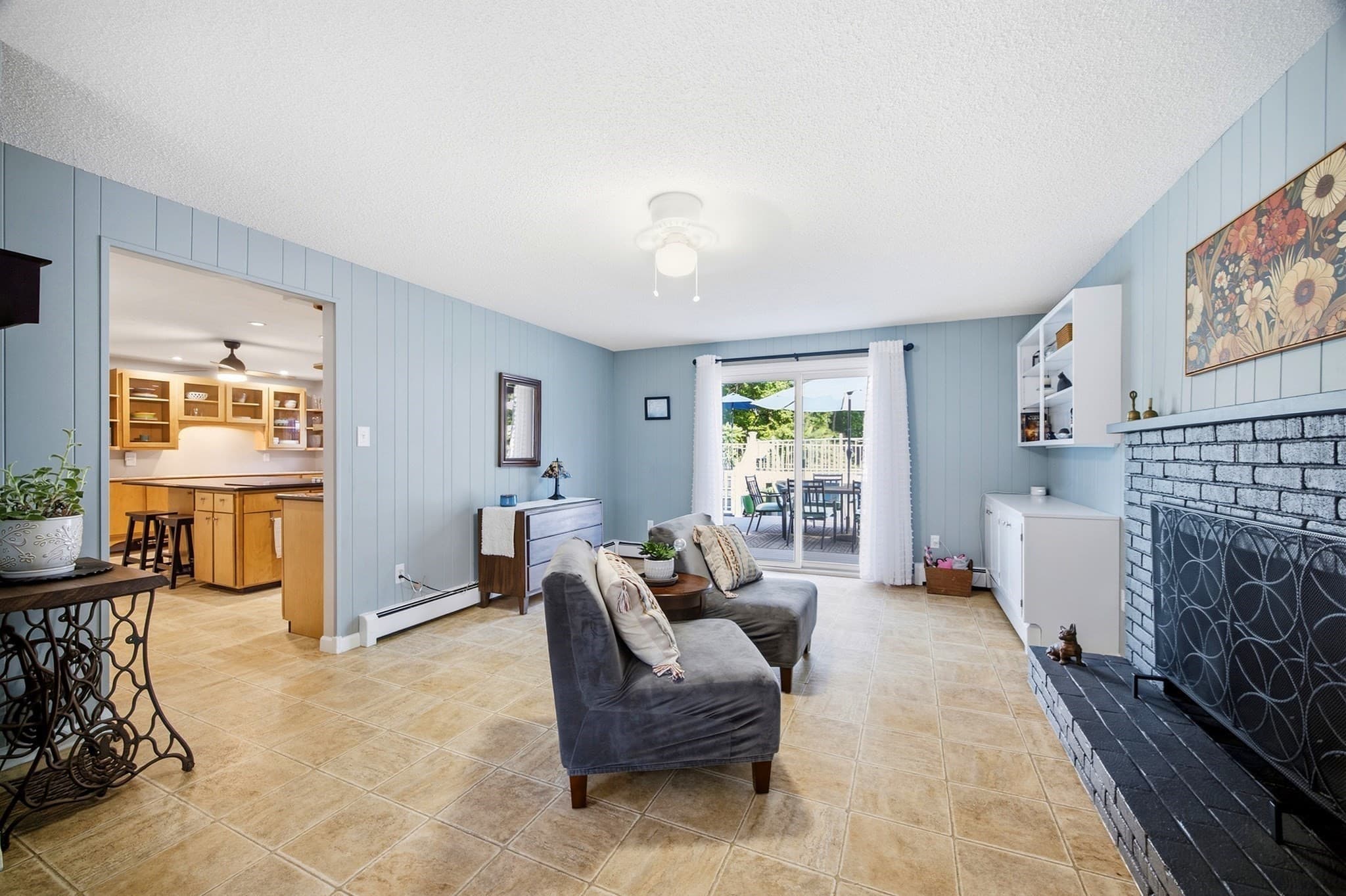 Single Family Residence at 291 Steiger Dr, Westfield MA 01085, Westfield, photo 11 of 27