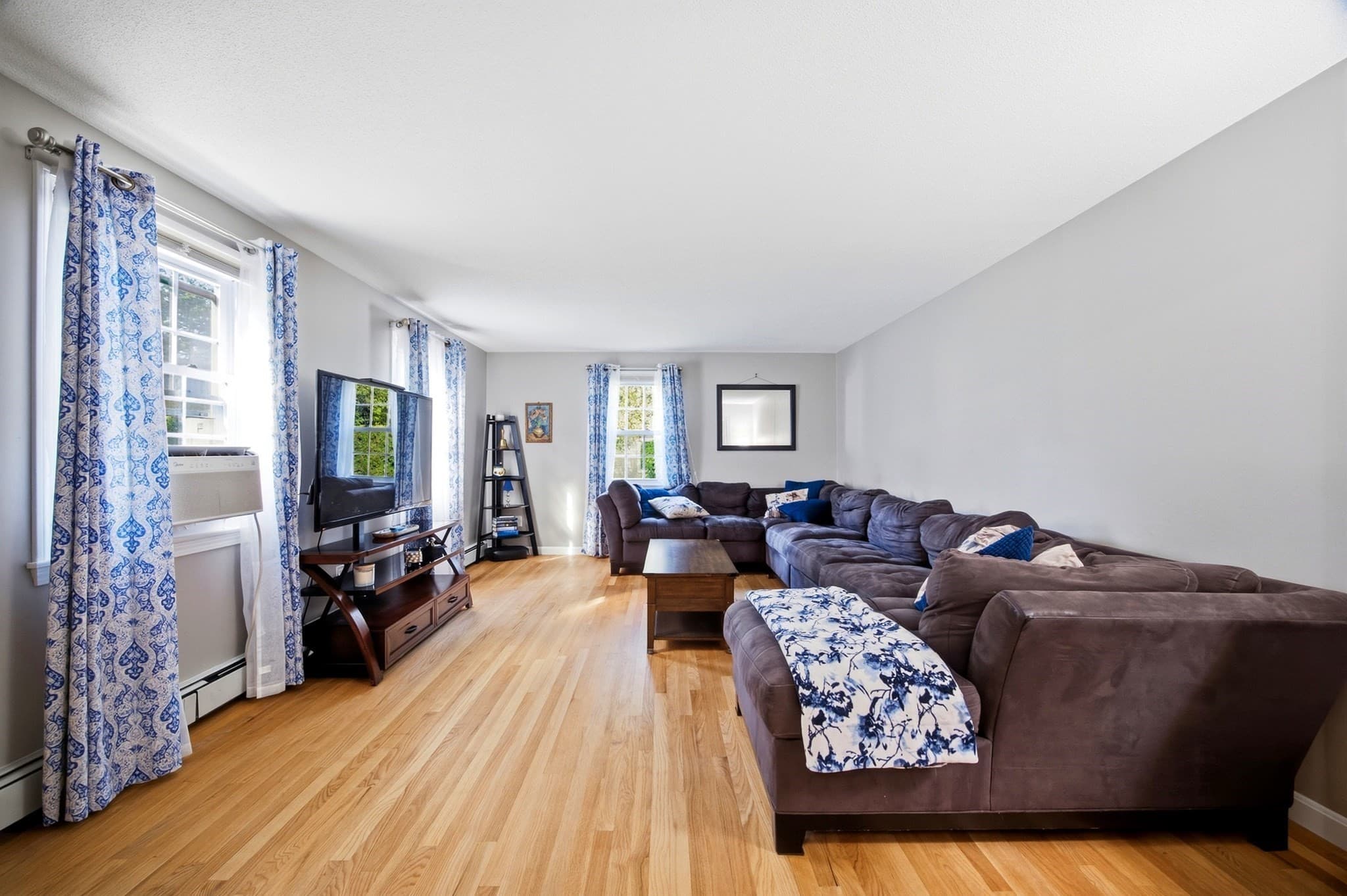 Single Family Residence at 291 Steiger Dr, Westfield MA 01085, Westfield, photo 4 of 27