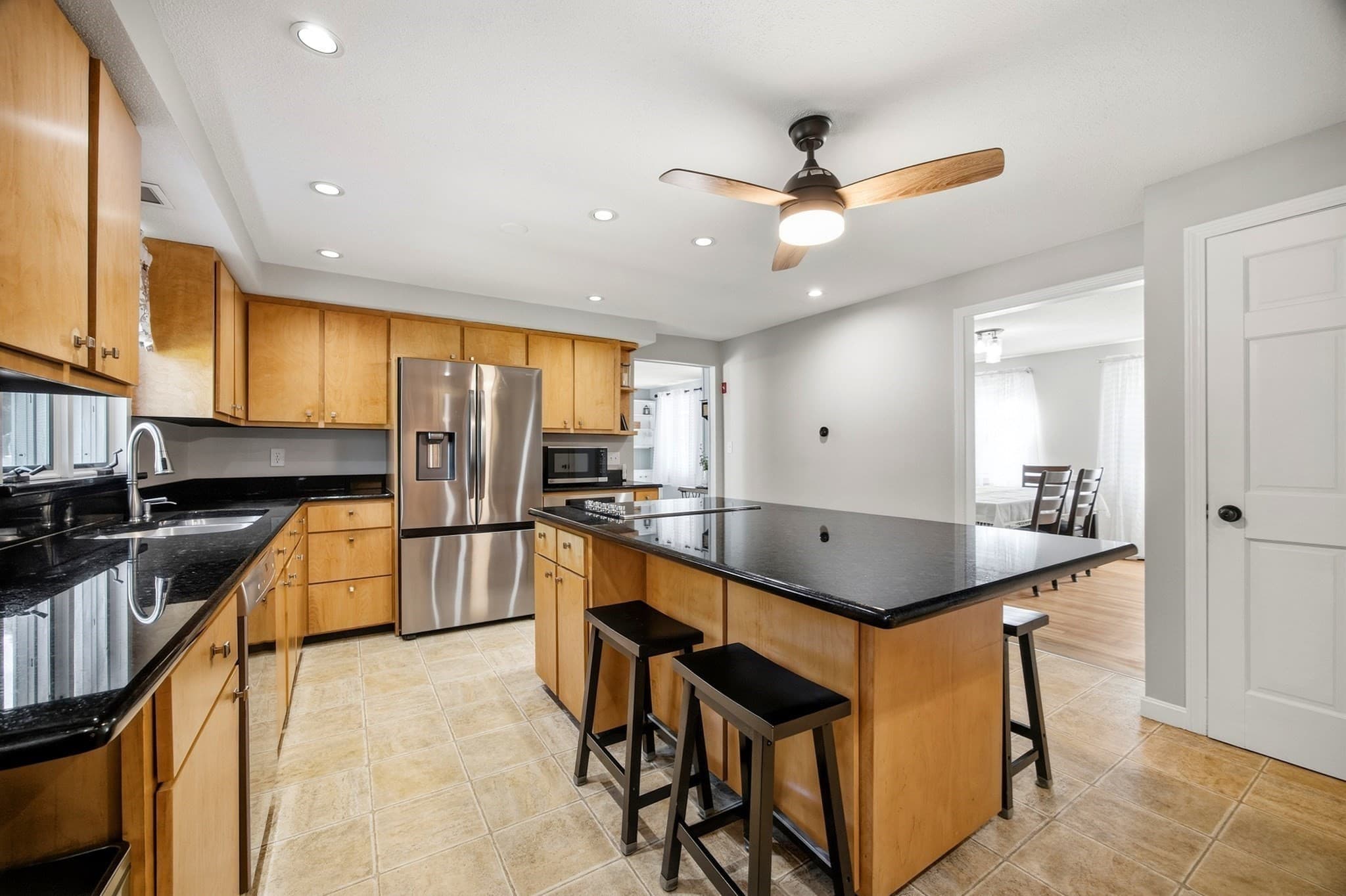Single Family Residence at 291 Steiger Dr, Westfield MA 01085, Westfield, photo 8 of 27