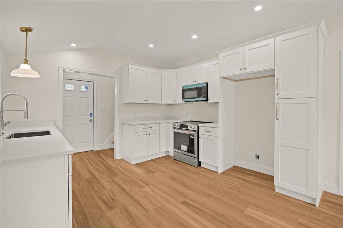 Single Family Residence at 75 Ottawa St, Attleboro MA 02703, Attleboro, photo 13 of 35