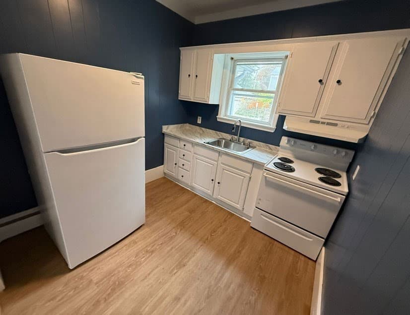 5-9 Family at 75 Chatham St, Worcester MA 01609, Worcester, photo 16 of 23
