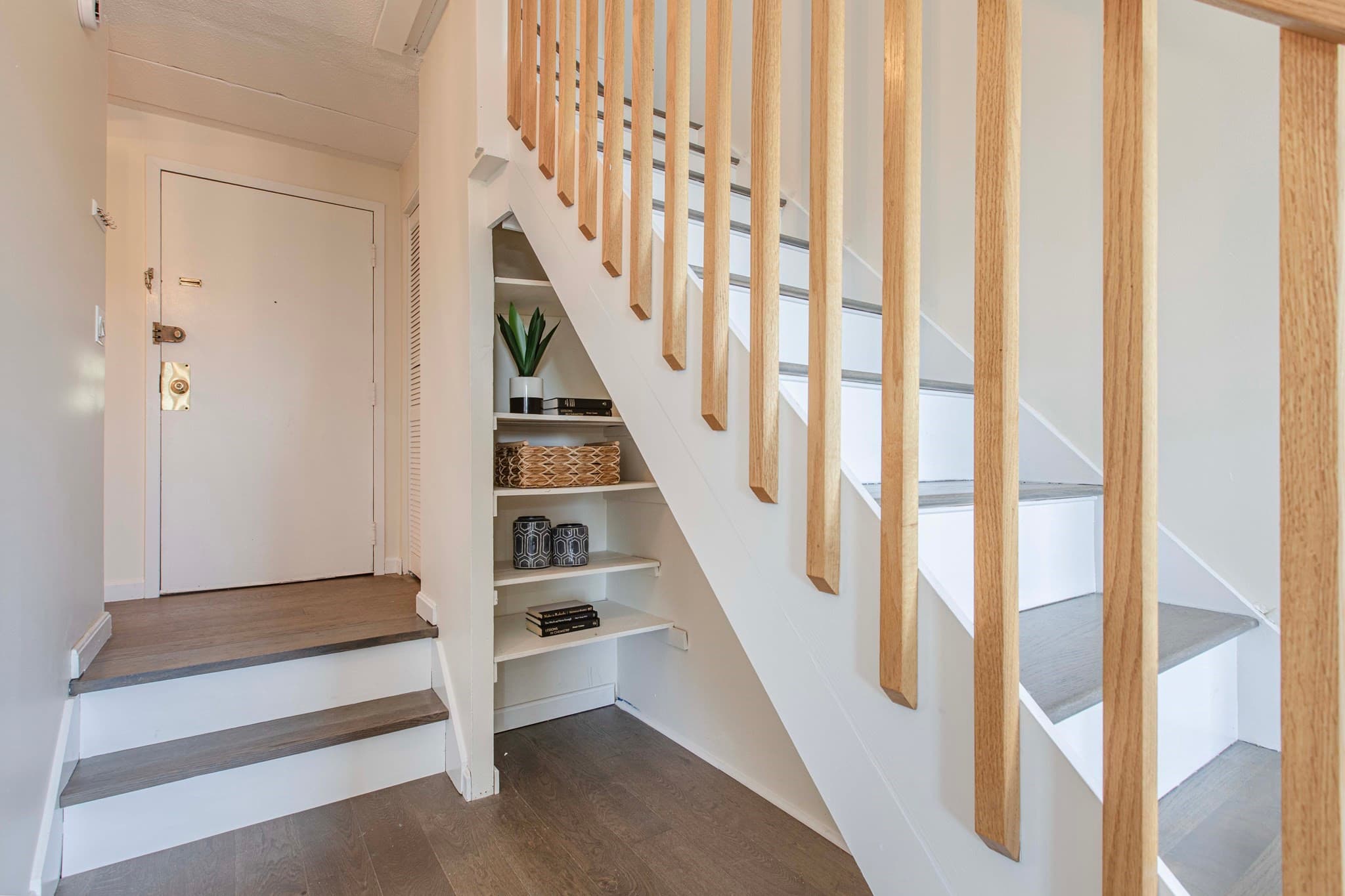 Condominium at 1856 Beacon Street, Brookline MA 02445, Brookline, photo 12 of 35