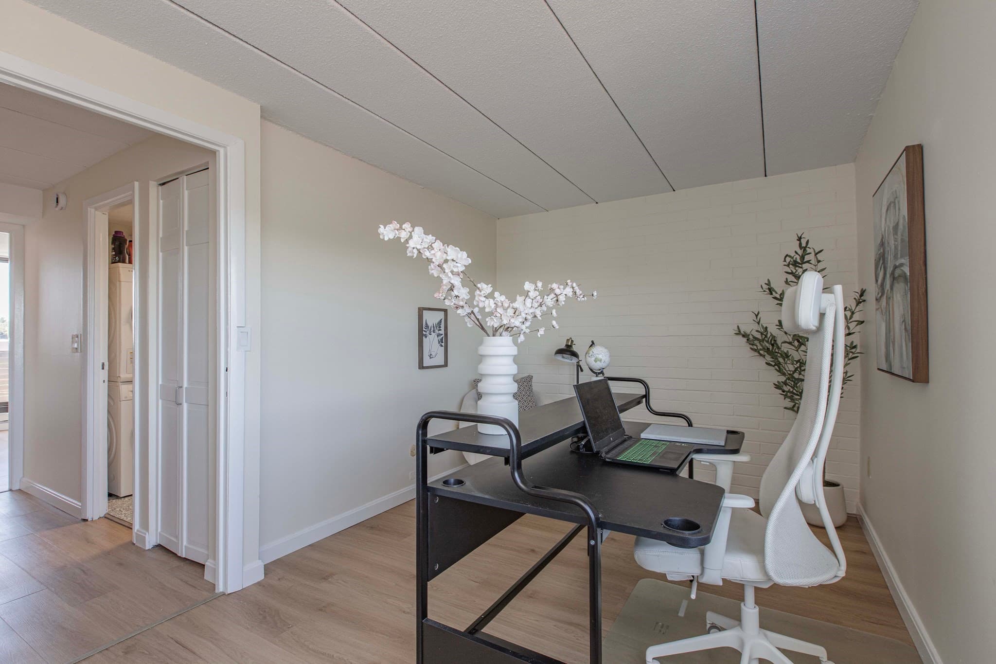 Condominium at 1856 Beacon Street, Brookline MA 02445, Brookline, photo 20 of 35