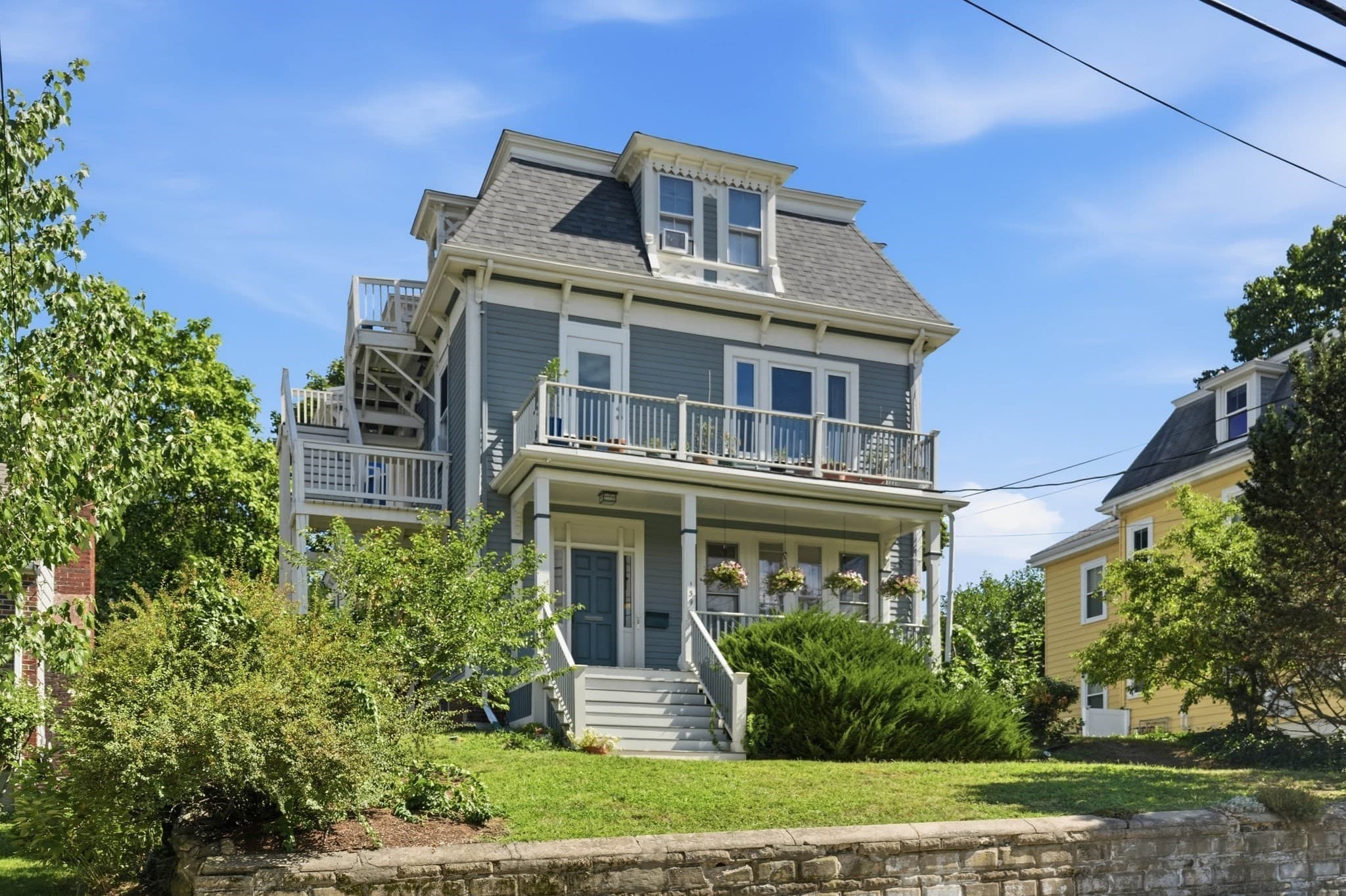 Condominium at 139 Summer St # 1, Watertown MA 02472, Watertown, photo 2 of 36