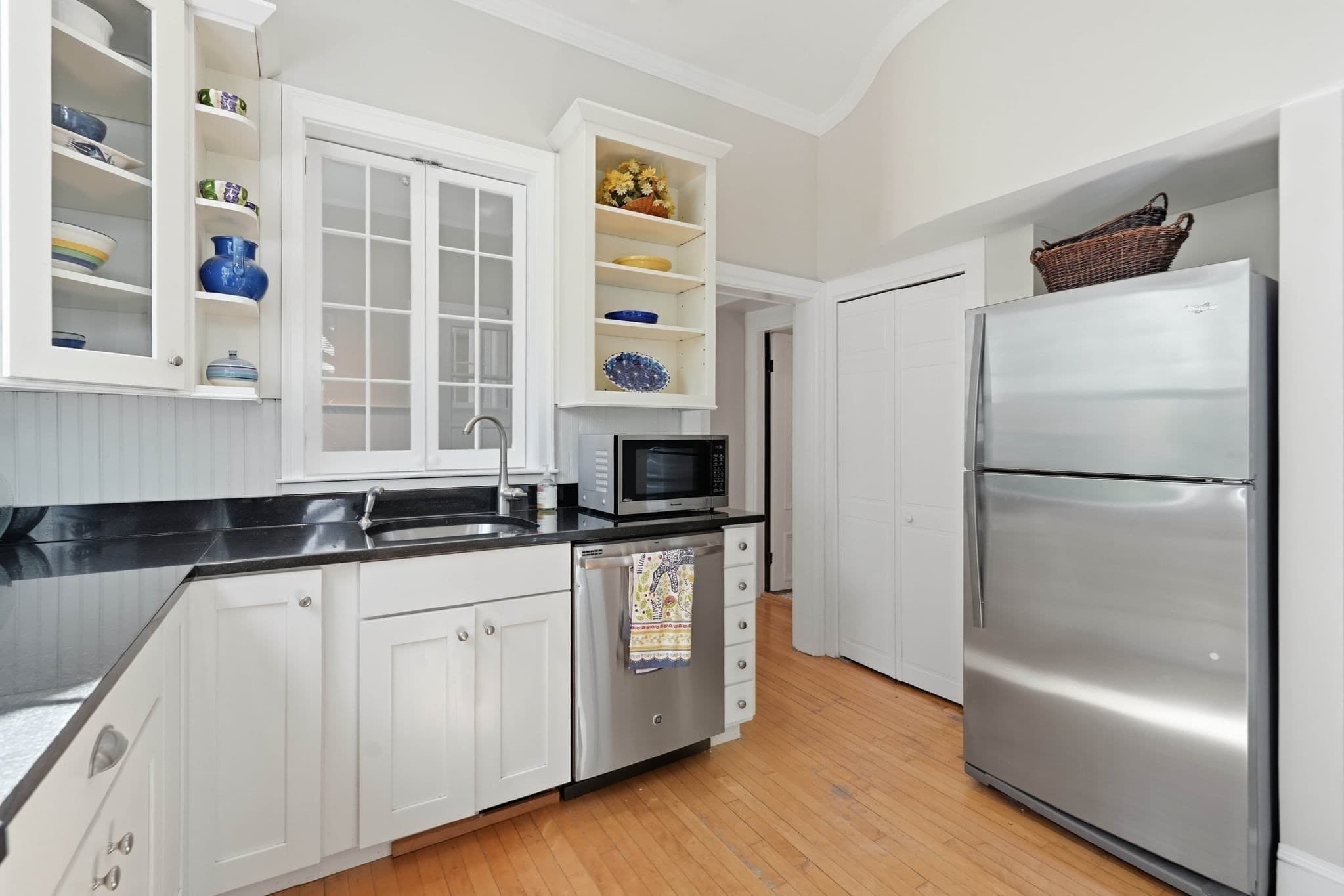 Condominium at 139 Summer St # 1, Watertown MA 02472, Watertown, photo 8 of 36