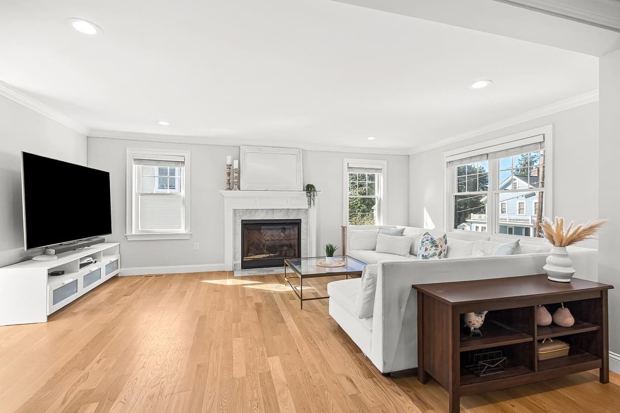 Single Family Residence at 11 Bonad Road, Winchester MA 01890, Winchester, photo 7 of 42