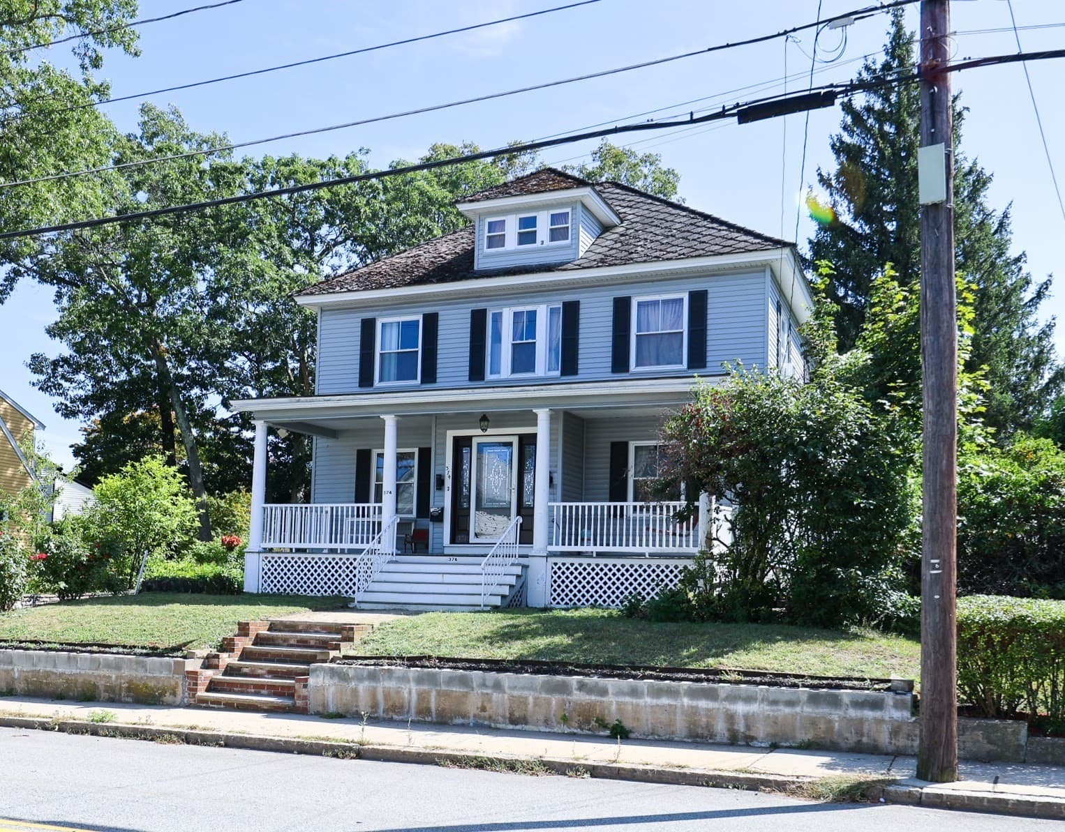 Single Family Residence at 374 Pine St, Lowell MA 01851, Lowell, photo 2 of 42