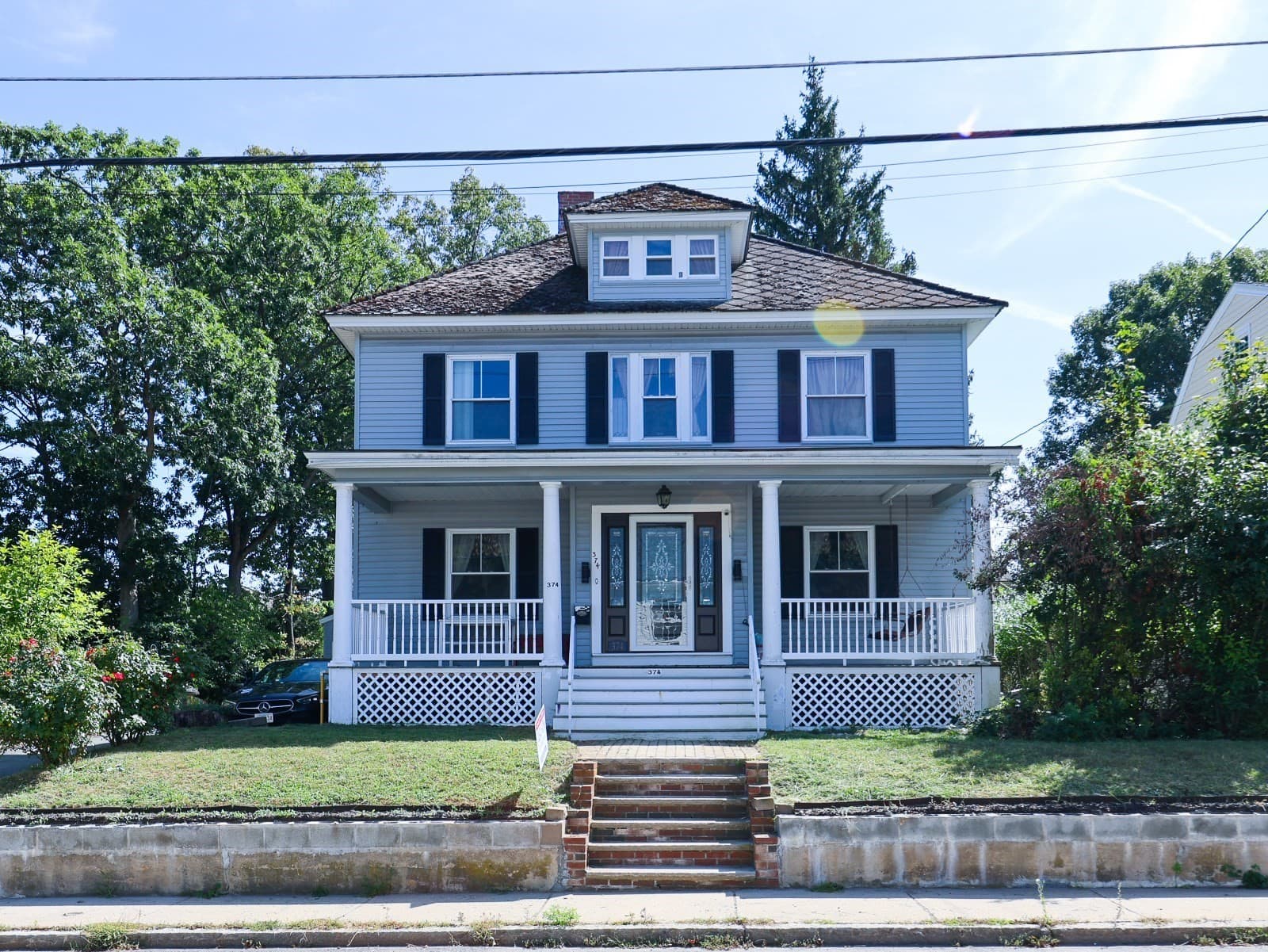 374 Pine St, Lowell MA 01851