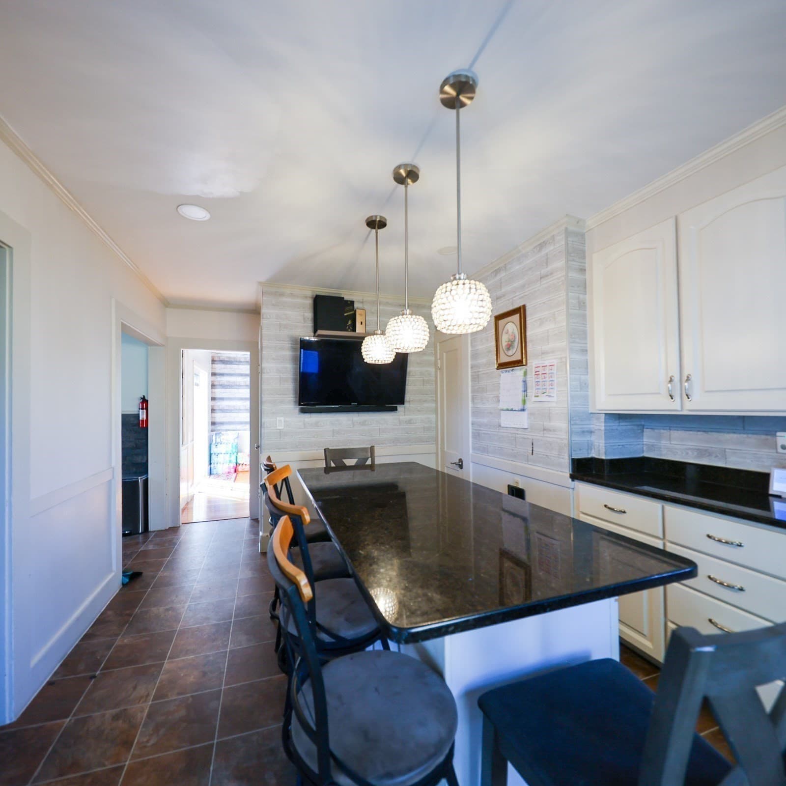 Single Family Residence at 374 Pine St, Lowell MA 01851, Lowell, photo 9 of 42