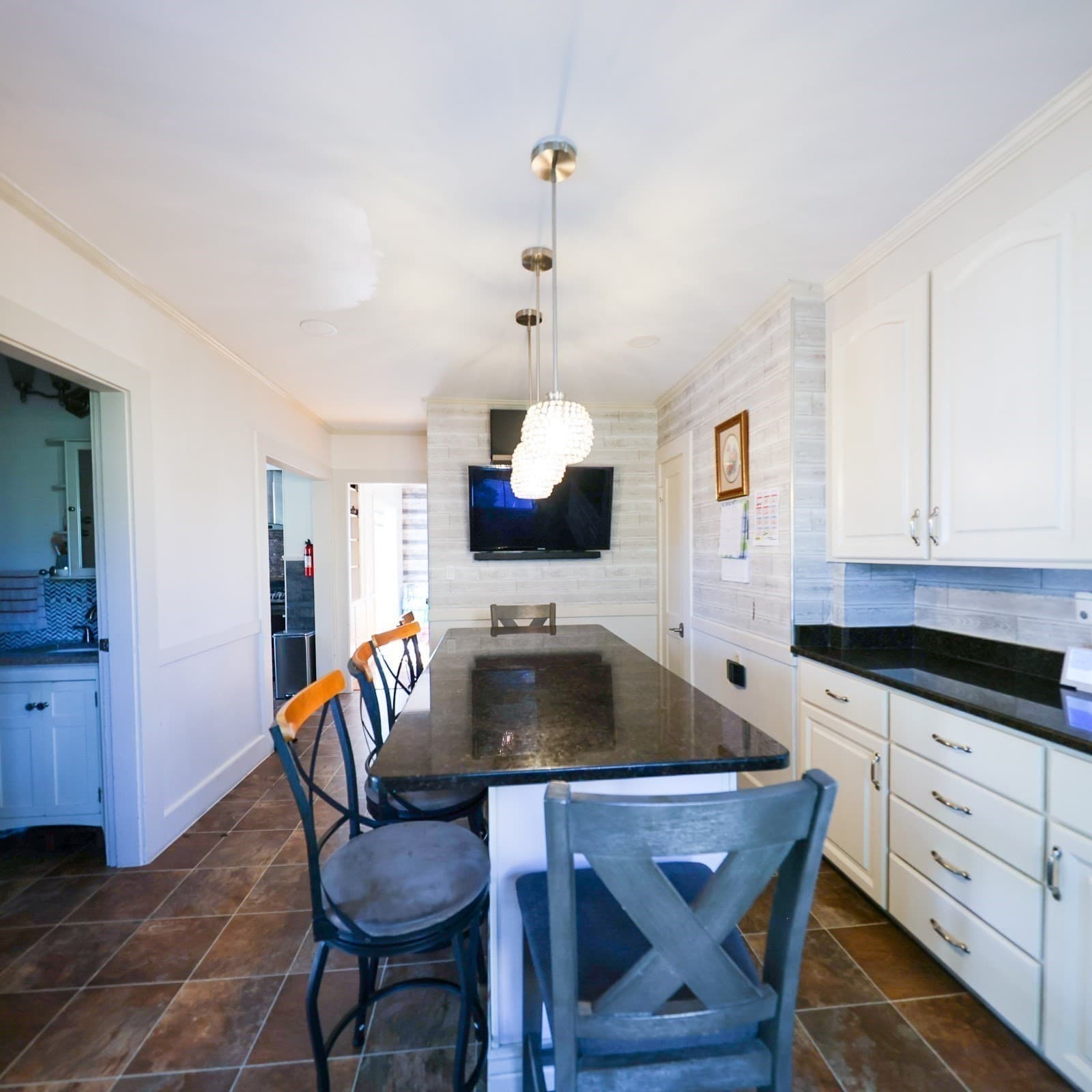 Single Family Residence at 374 Pine St, Lowell MA 01851, Lowell, photo 10 of 42