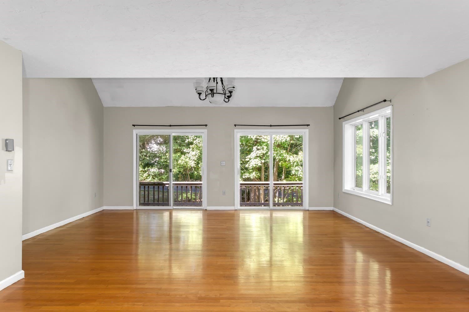 Condominium at 13 Emerson Way # 13, Franklin MA 02038, Franklin, photo 15 of 42