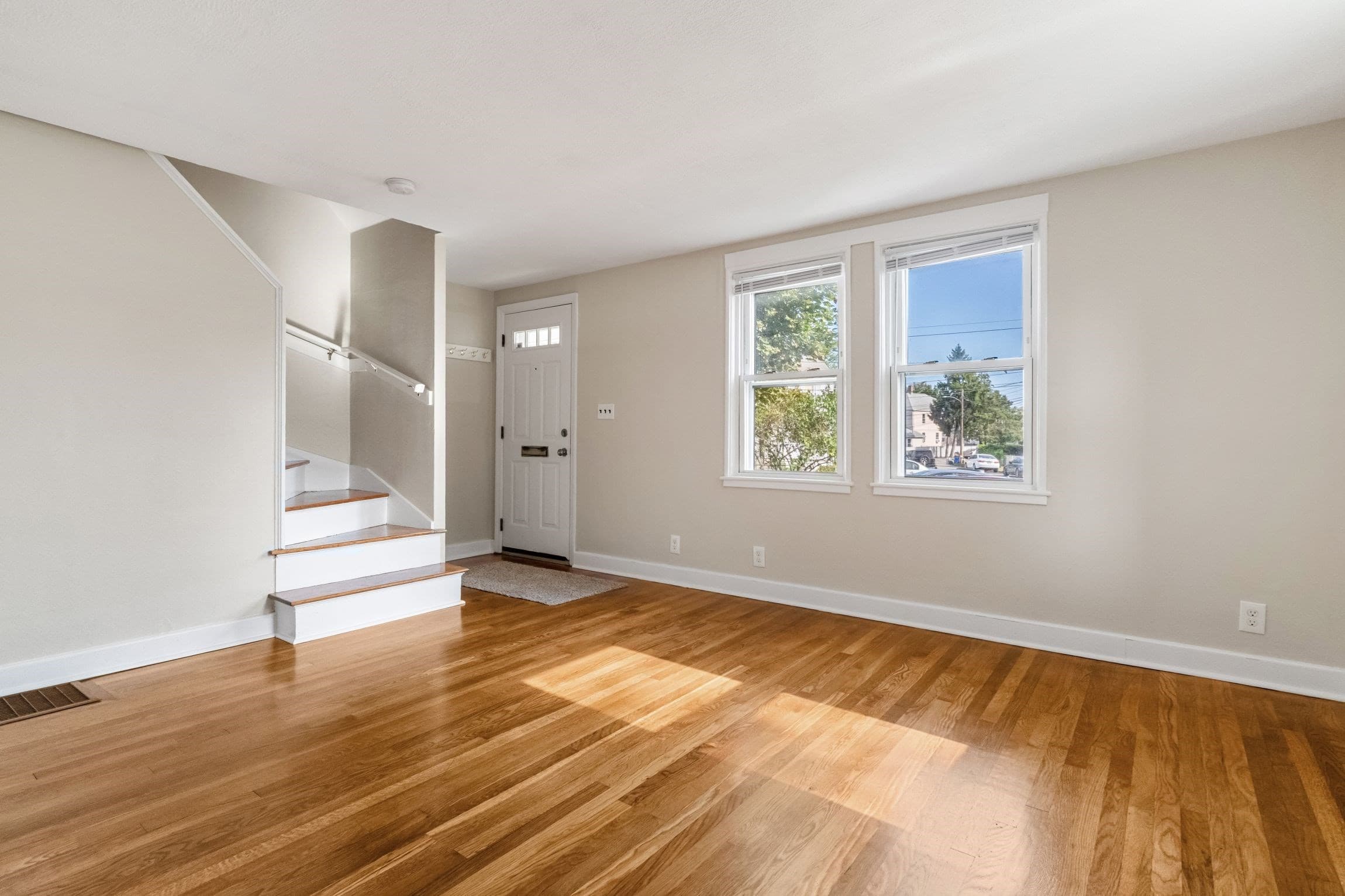 Single Family Residence at 10 Keyes Street, Quincy MA 02169, Quincy, photo 5 of 20