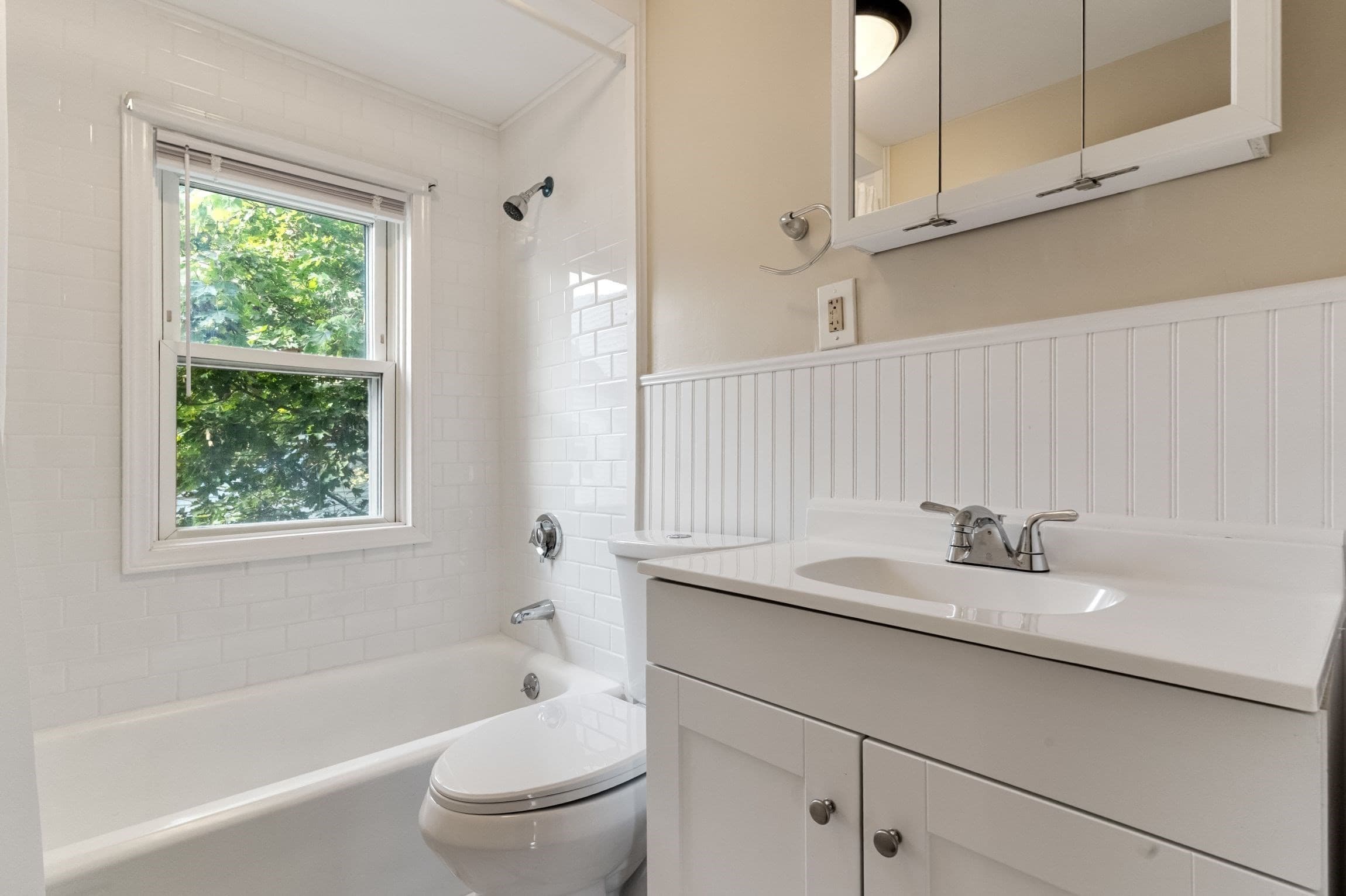 Single Family Residence at 10 Keyes Street, Quincy MA 02169, Quincy, photo 10 of 20