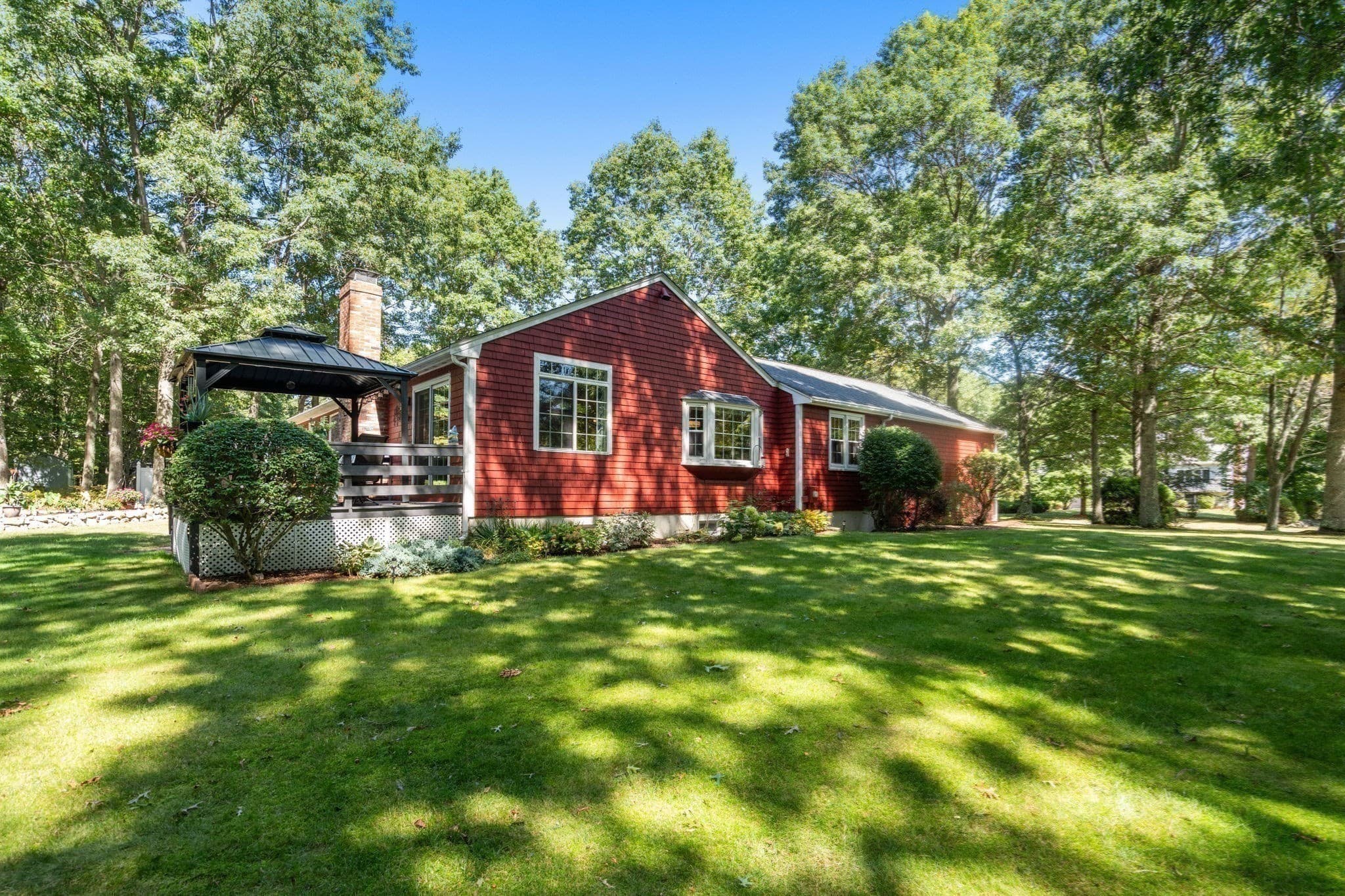 Single Family Residence at 20 Wexford Dr, Mansfield MA 02048, Mansfield, photo 27 of 30