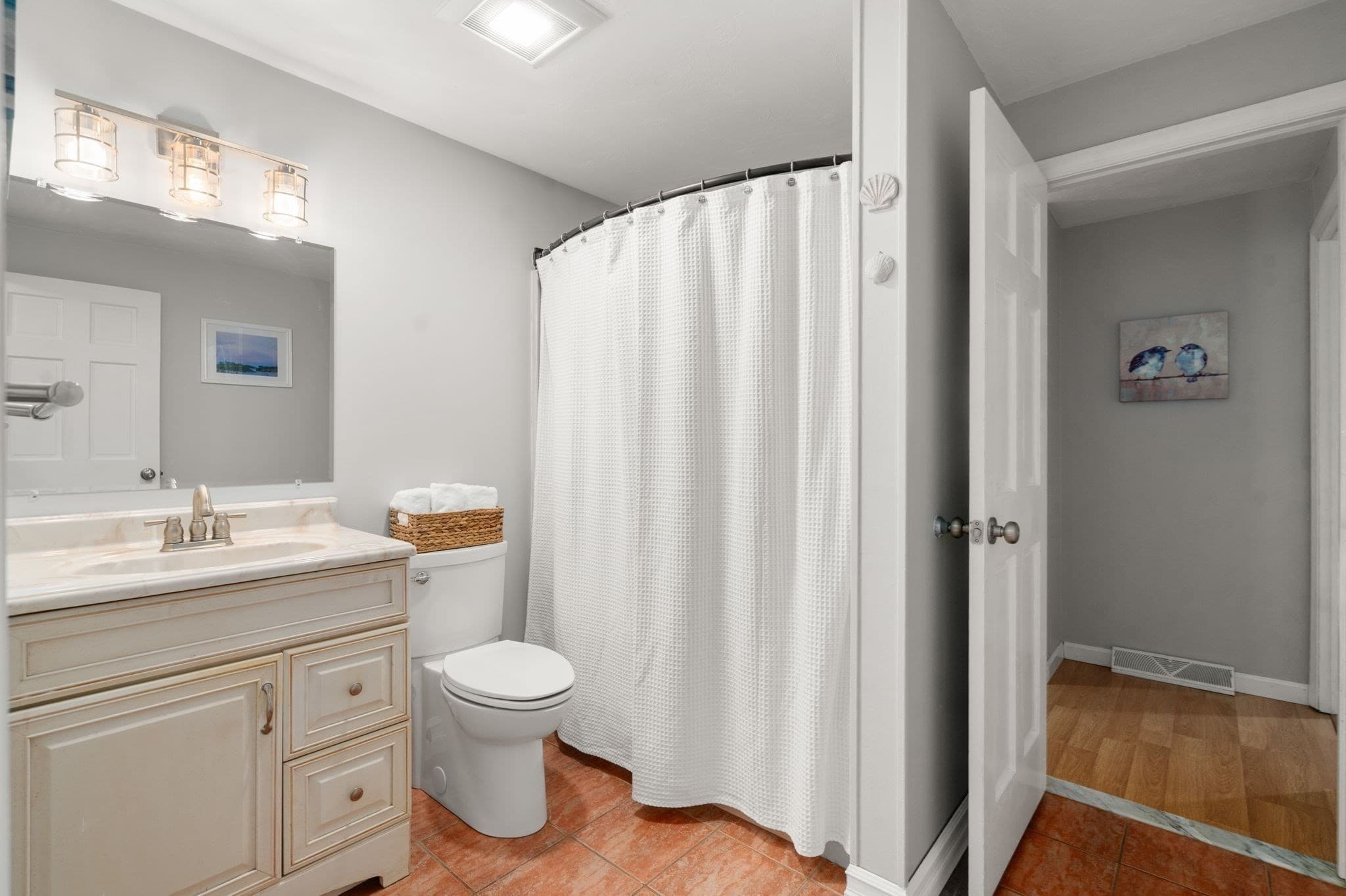 Single Family Residence at 20 Wexford Dr, Mansfield MA 02048, Mansfield, photo 17 of 30