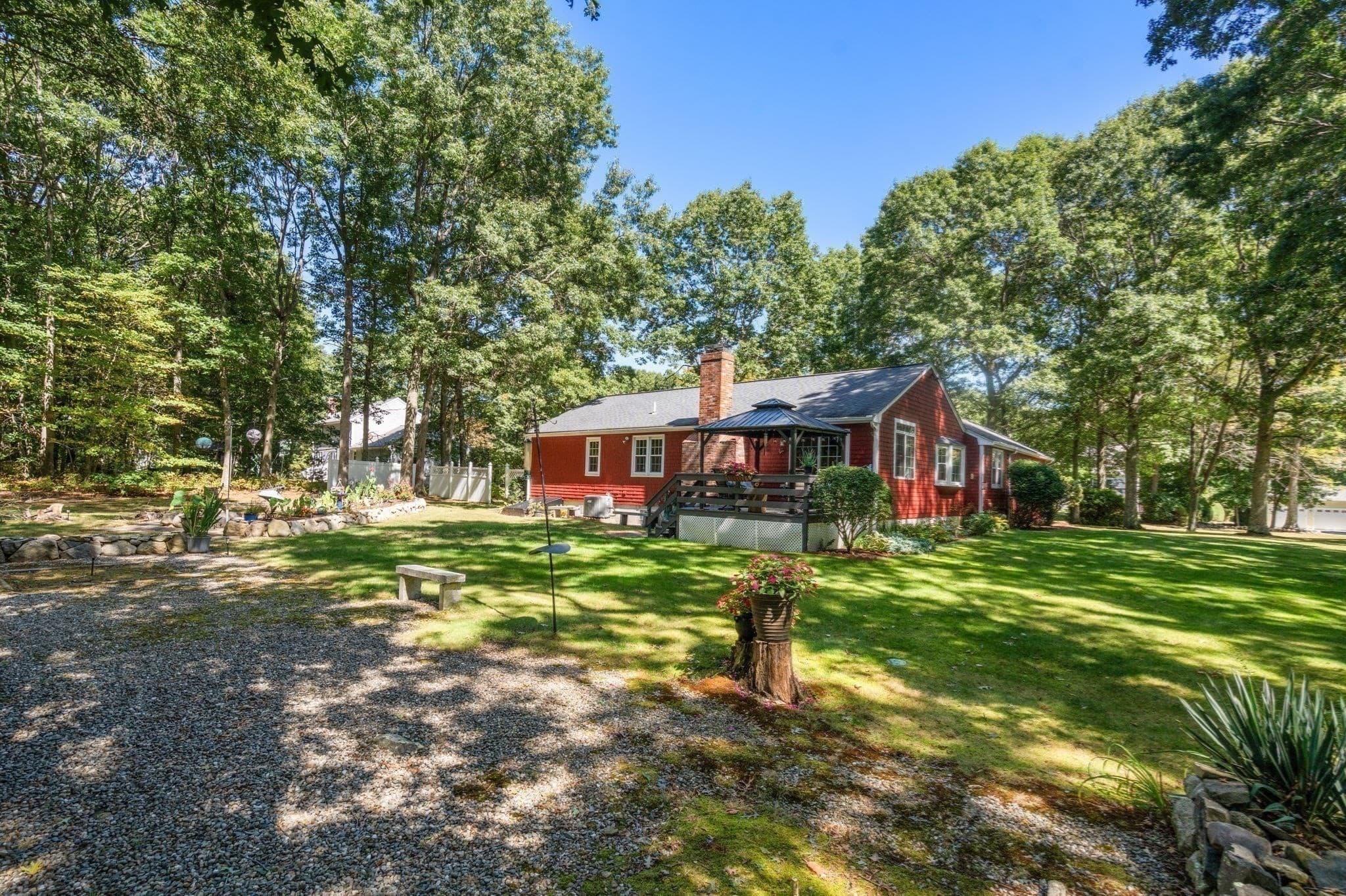 Single Family Residence at 20 Wexford Dr, Mansfield MA 02048, Mansfield, photo 26 of 30