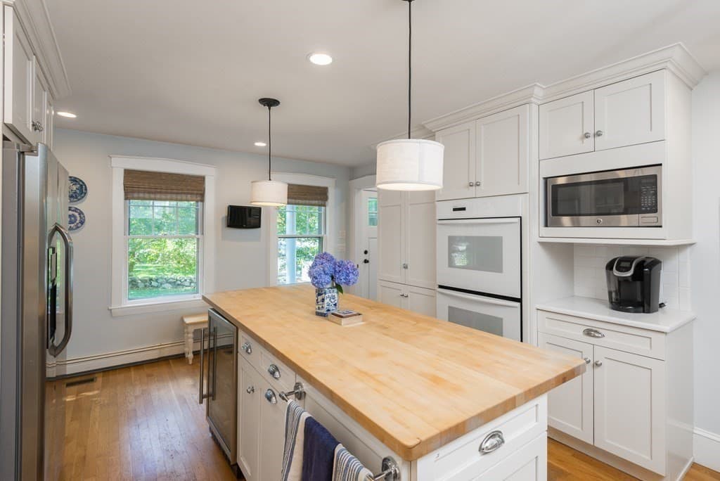 Single Family Residence at 380 Beechwood St, Cohasset MA 02025, Cohasset, photo 13 of 42