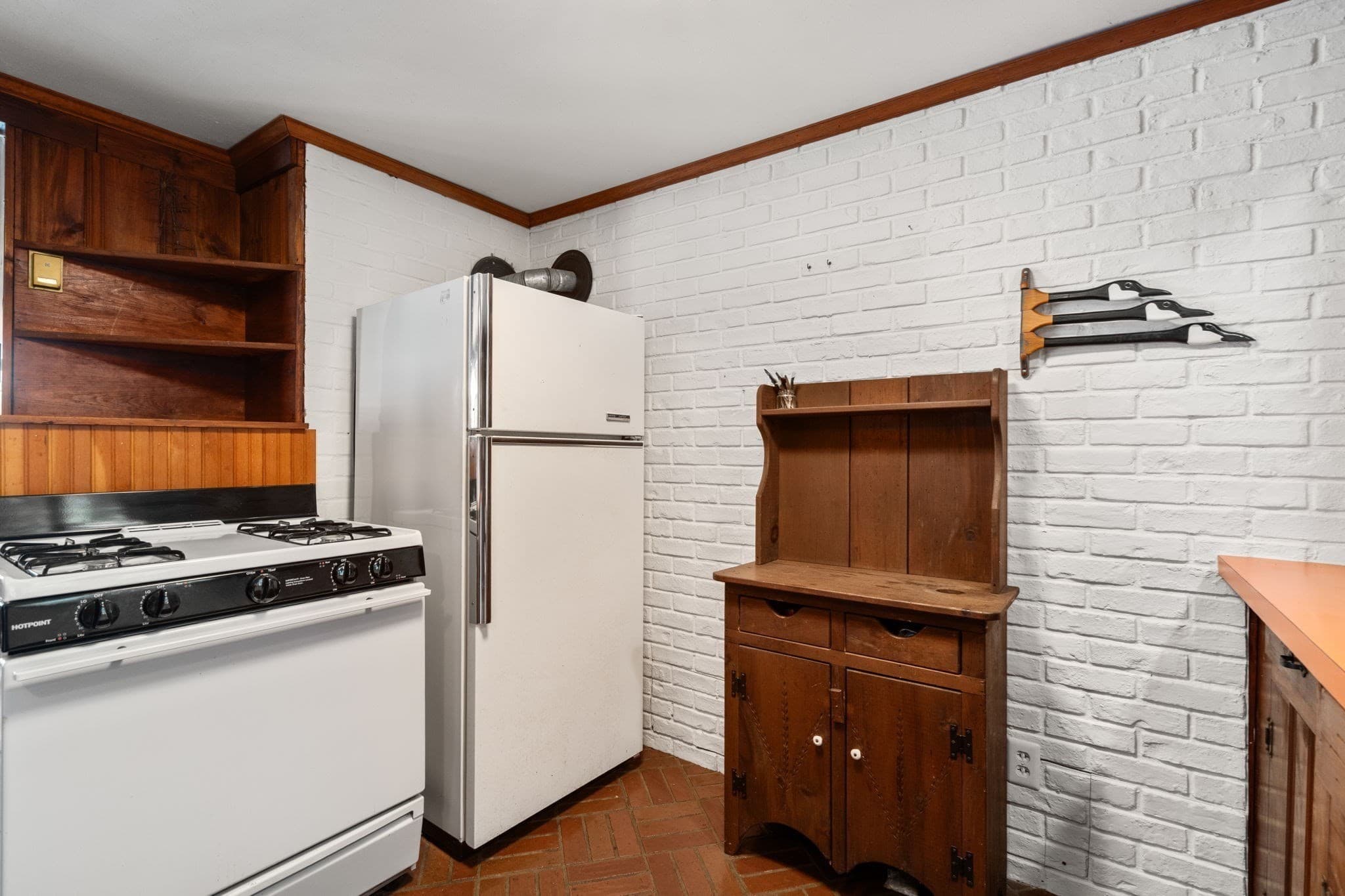 Single Family Residence at 26 Barry Dr., Holland MA 01521, Holland, photo 12 of 32