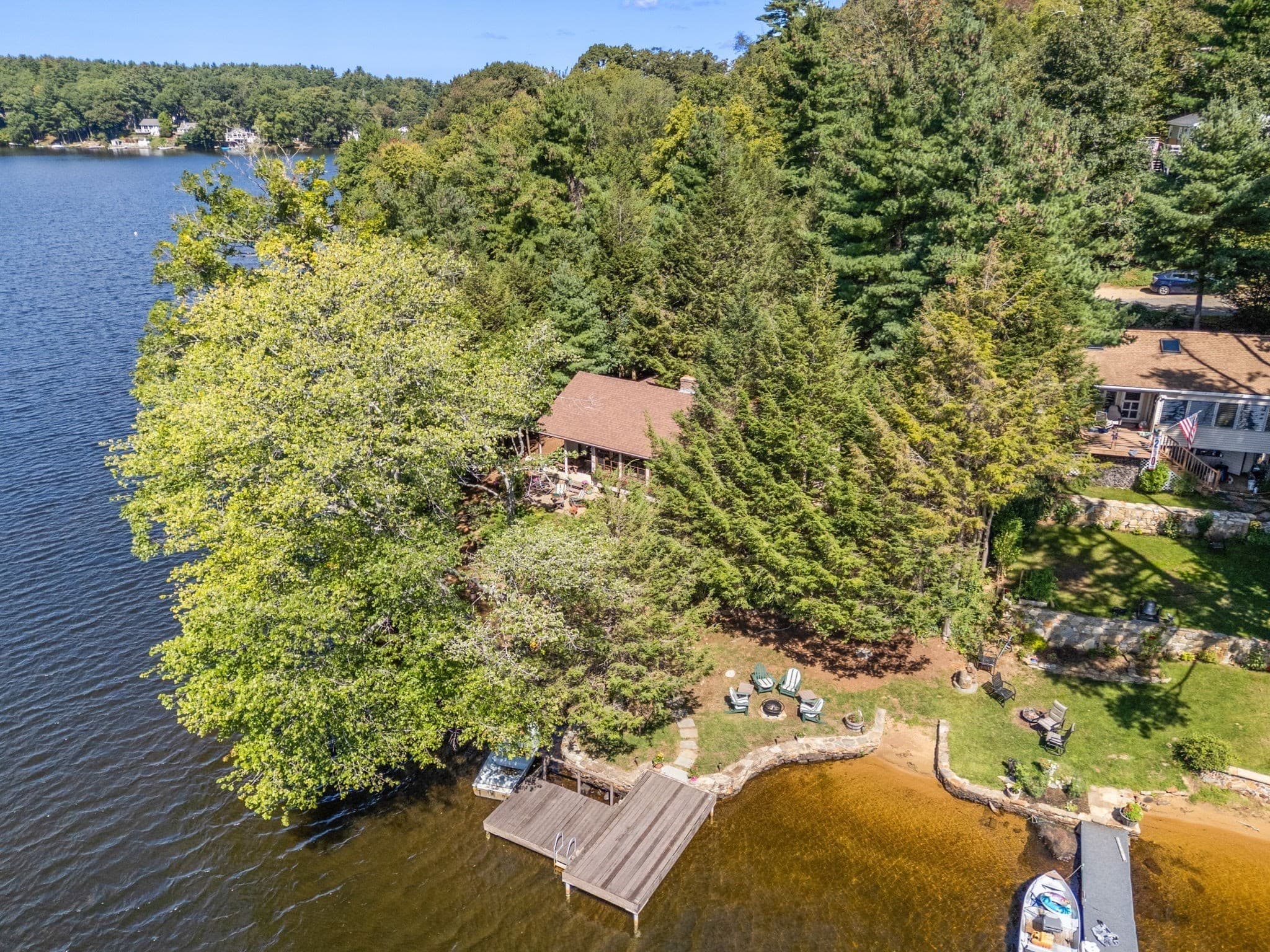 26 Barry Dr., Holland MA 01521