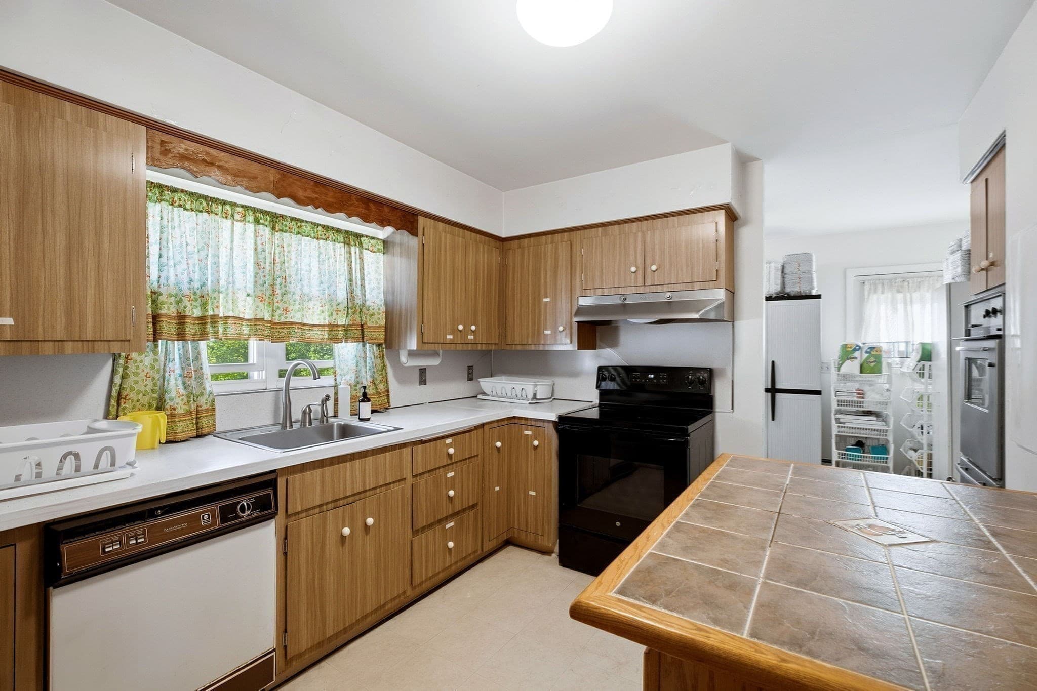 Single Family Residence at 205 Gardner Rd, Brookline MA 02445, Brookline, photo 21 of 41