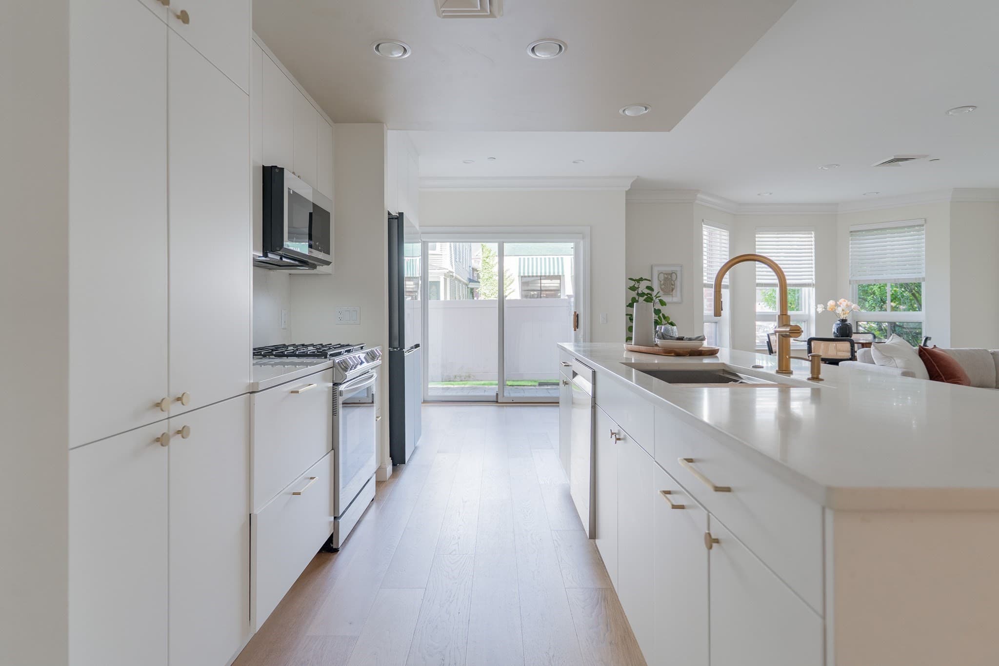 Condominium at 629 Hammond Street # E119, Brookline MA 02467, Brookline, photo 2 of 15