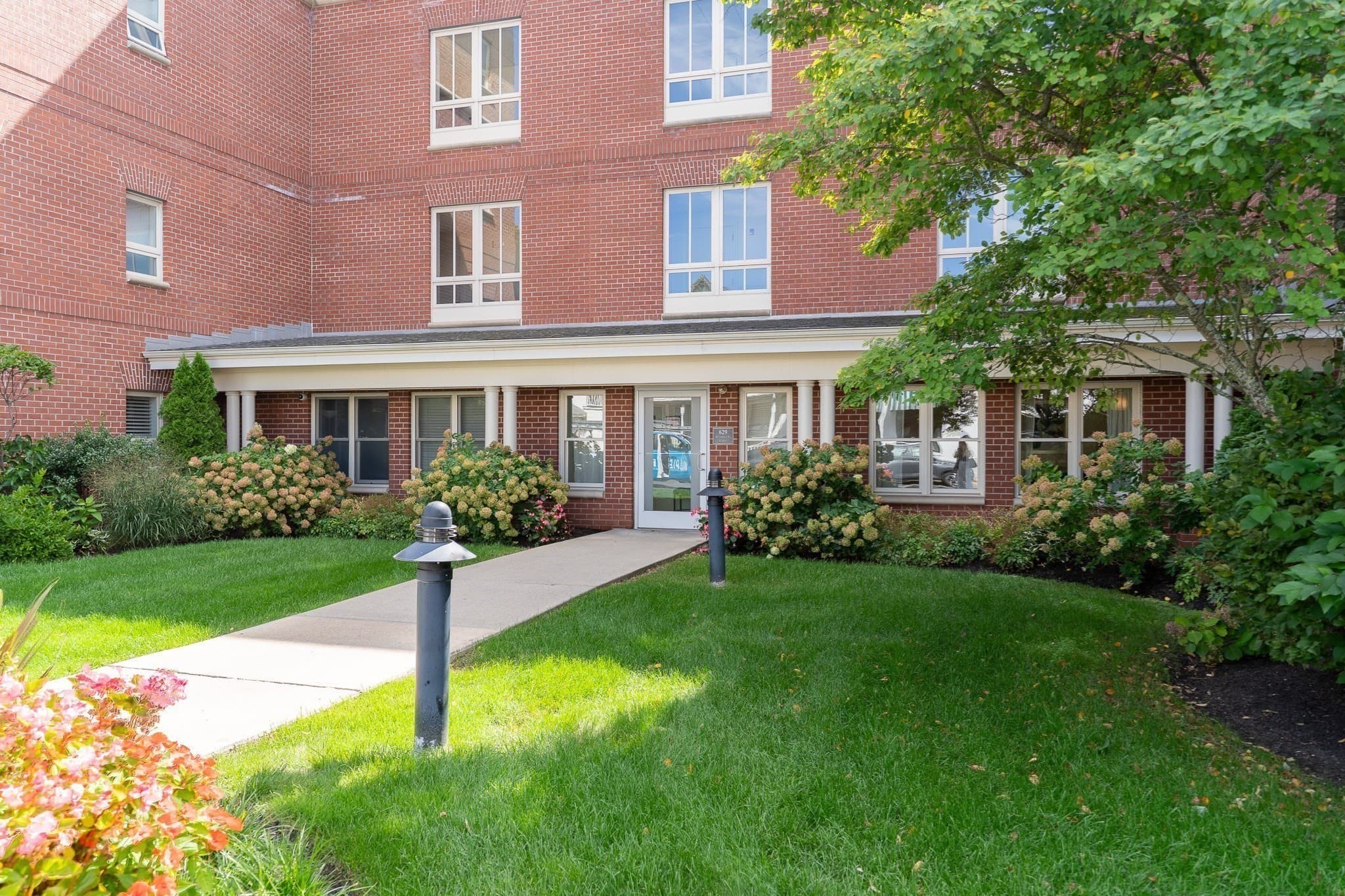 Condominium at 629 Hammond Street # E119, Brookline MA 02467, Brookline, photo 15 of 15