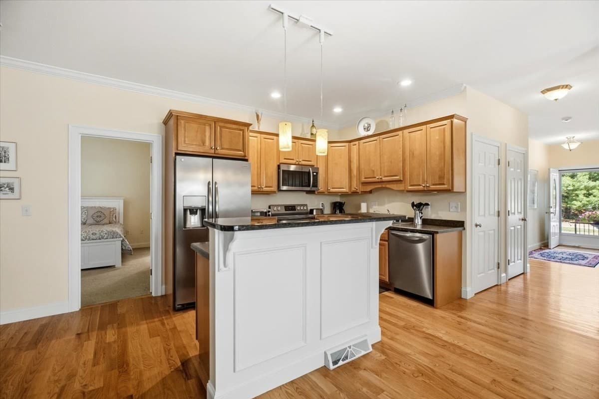 Condominium at 12 Wynnfield Cir # 12, Southwick MA 01077, Southwick, photo 15 of 42