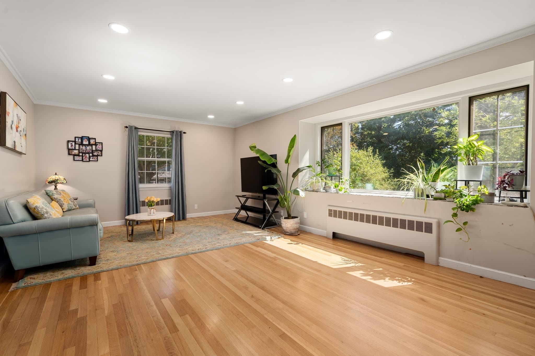 Single Family Residence at 631 Blue Hill Ave, Milton MA 02186, Milton, photo 3 of 30