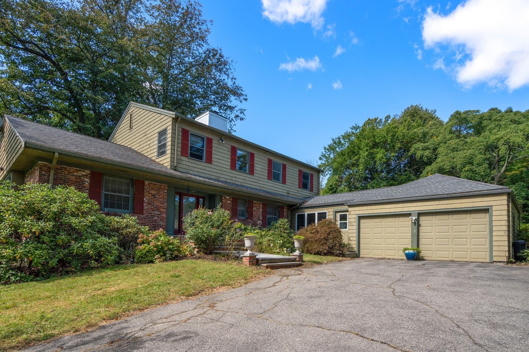 631 Blue Hill Ave, Milton MA 02186