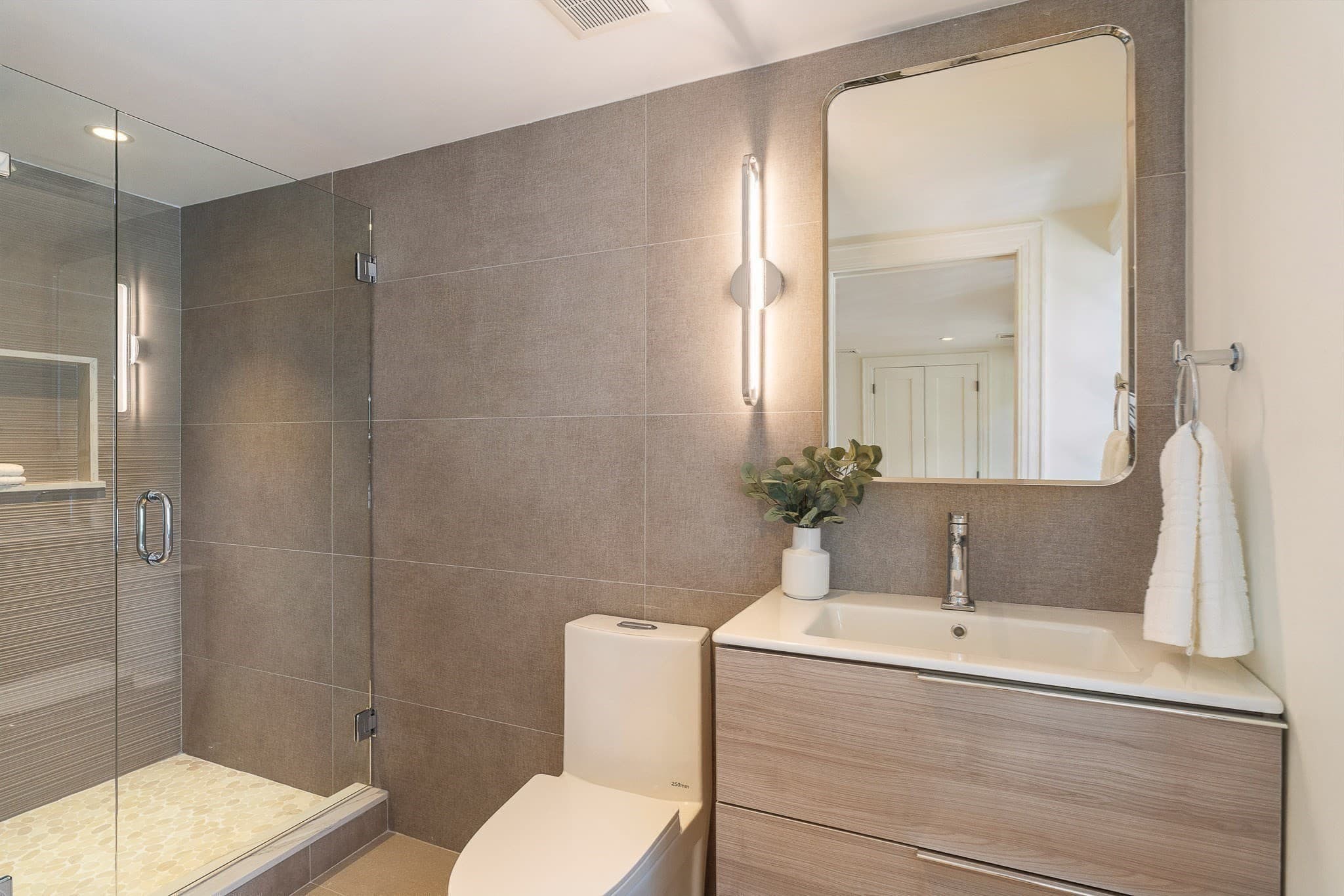 Condominium at 9B Mt. Auburn Street # B, Cambridge MA 02138, Cambridge, photo 24 of 33