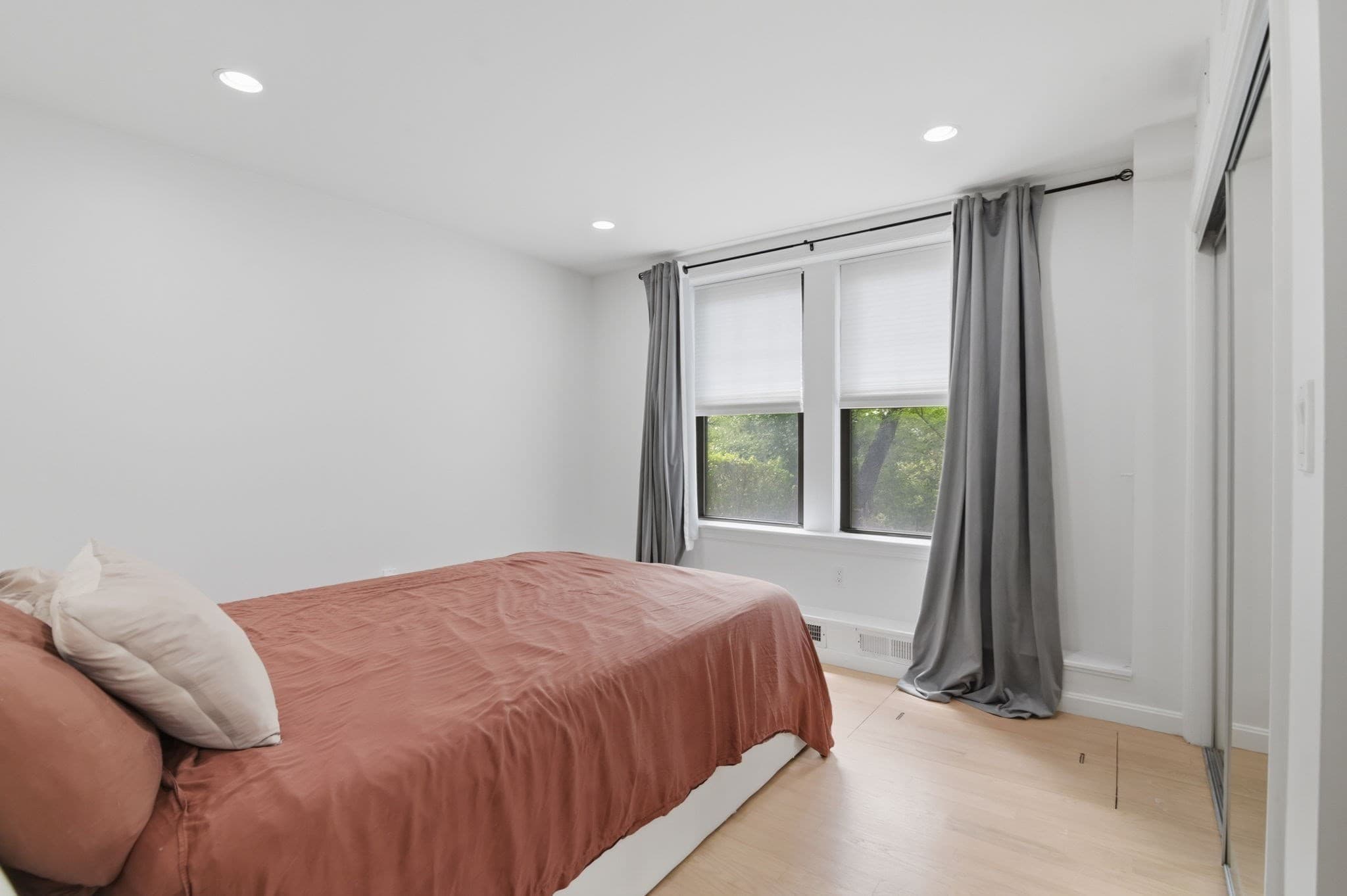 Condominium at 1584 Beacon St # A, Brookline MA 02446, Brookline, photo 22 of 30