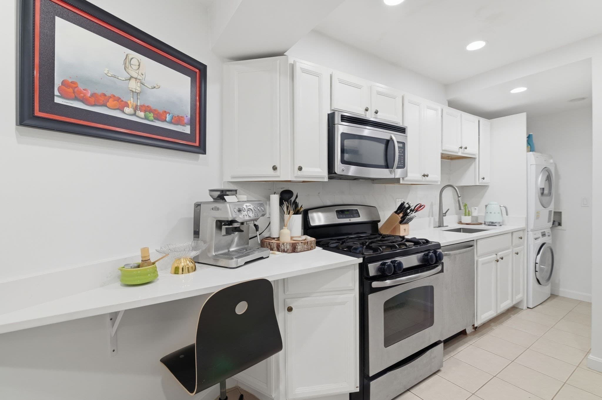 Condominium at 1584 Beacon St # A, Brookline MA 02446, Brookline, photo 14 of 30