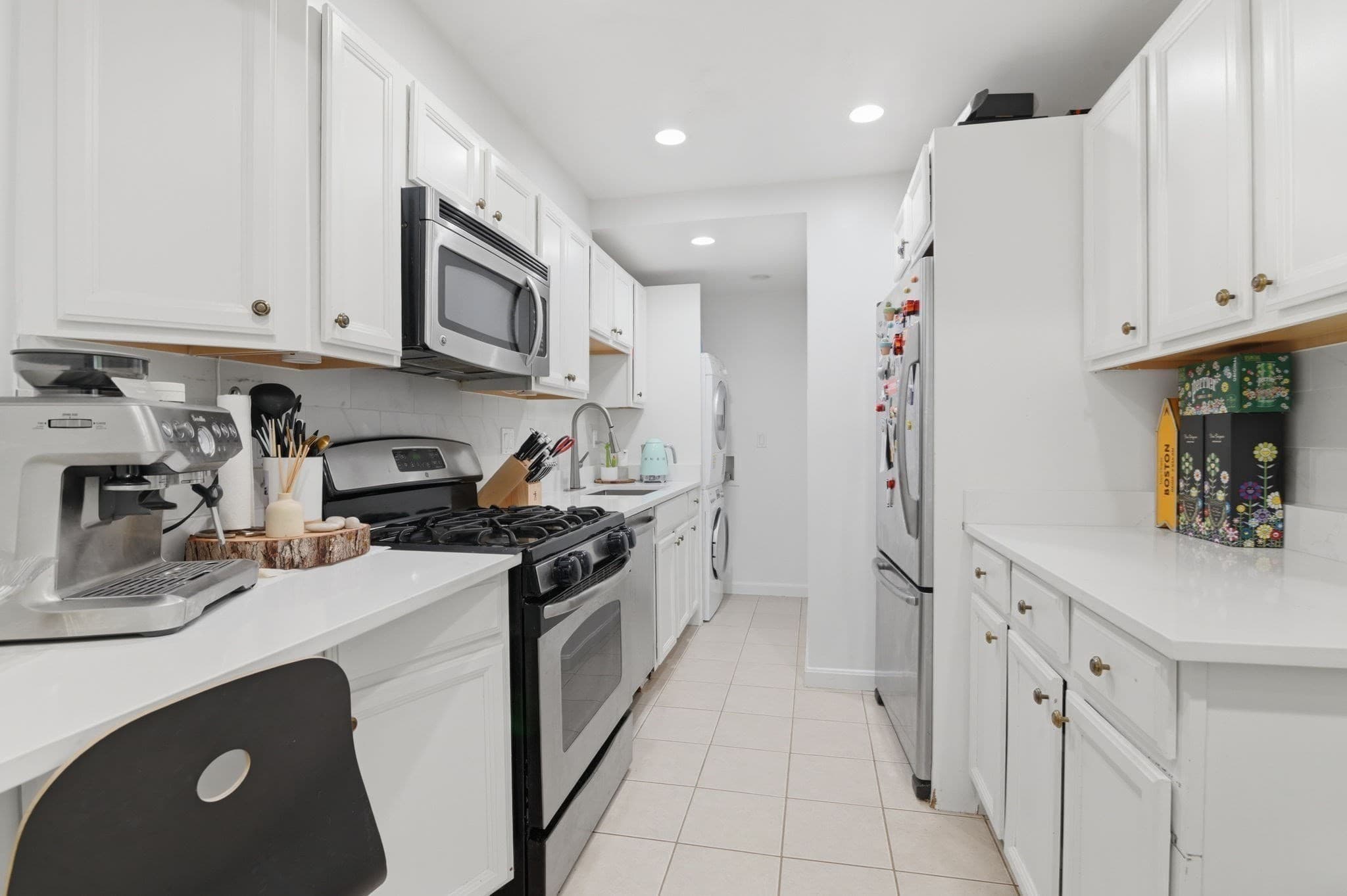 Condominium at 1584 Beacon St # A, Brookline MA 02446, Brookline, photo 21 of 30