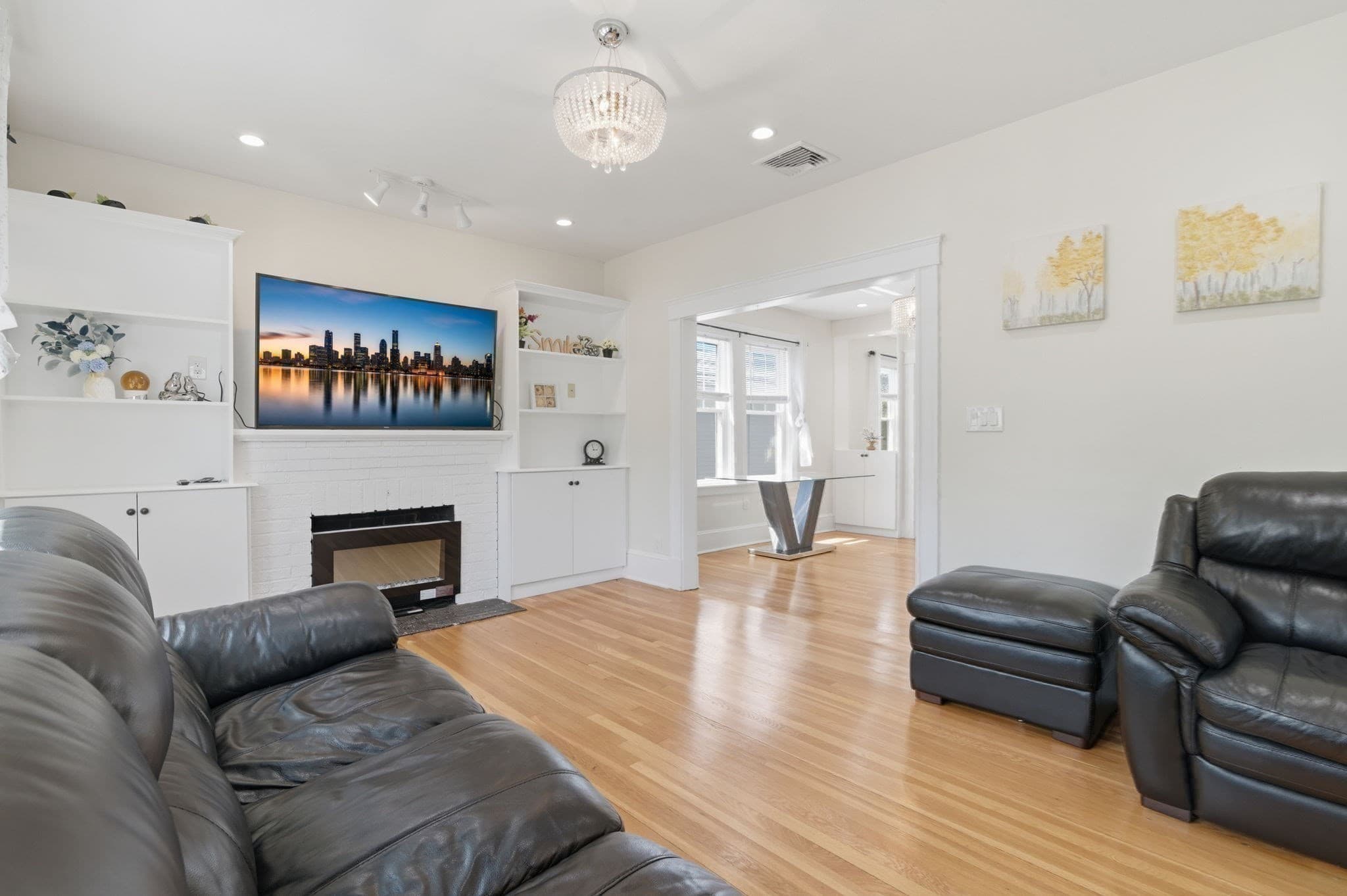 Single Family Residence at 334 Sea St, Quincy MA 02169, Quincy, photo 5 of 30