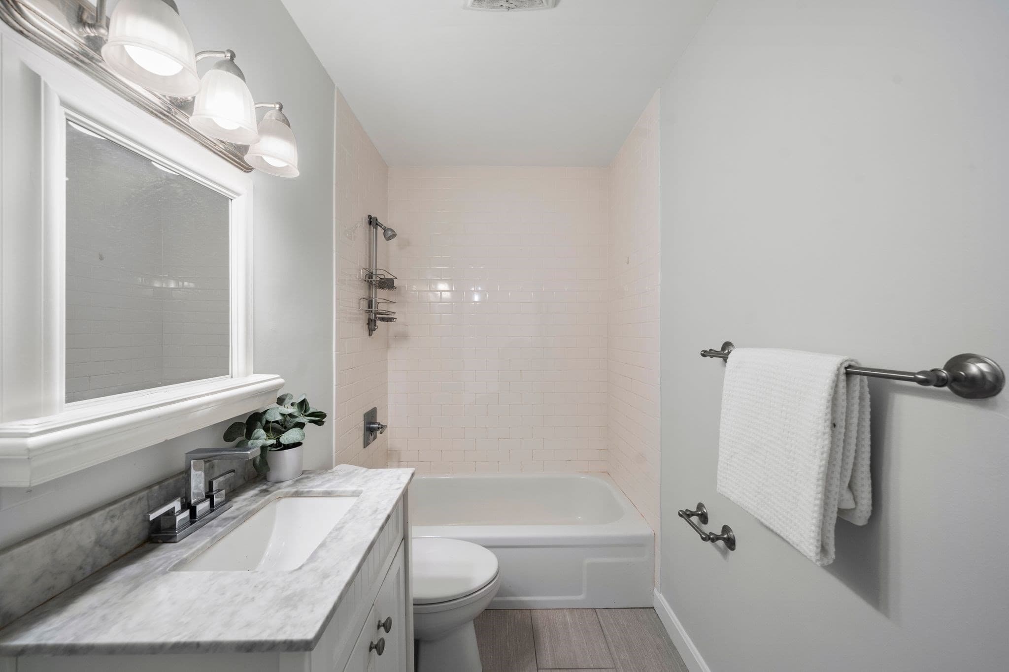 Condominium at 25 South Street # 4A, Boston MA 02135, photo 13 of 24