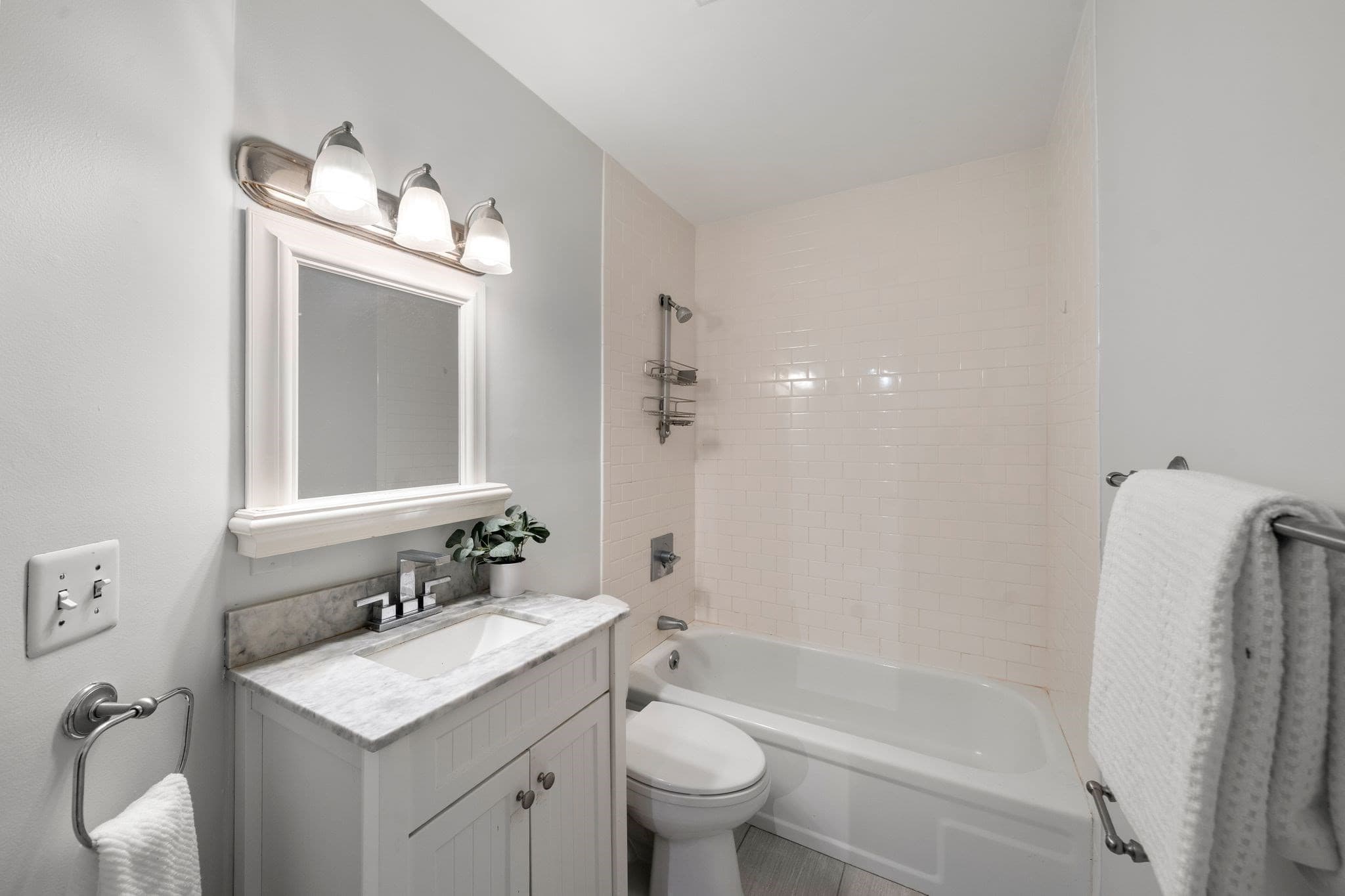 Condominium at 25 South Street # 4A, Boston MA 02135, photo 12 of 24