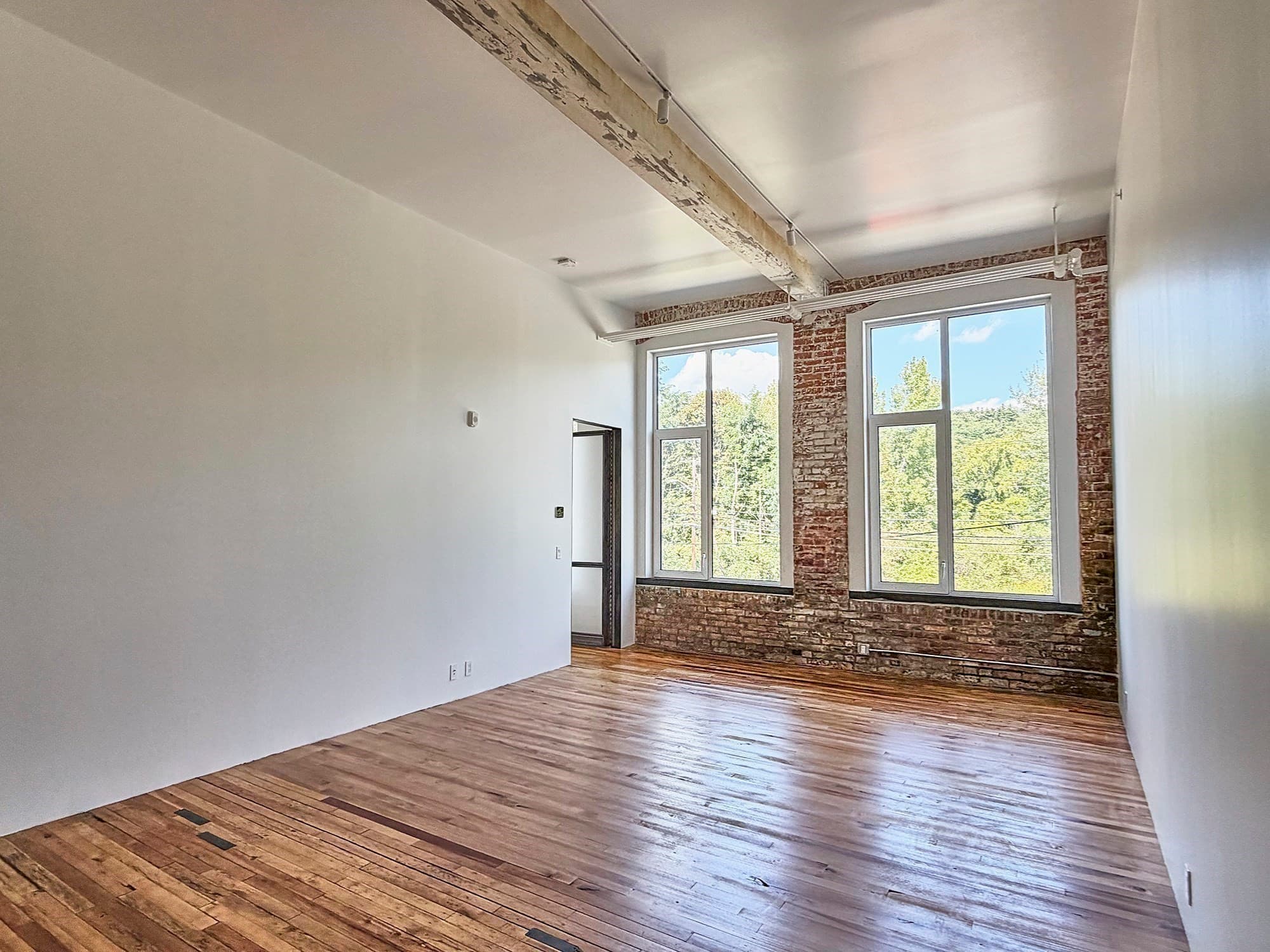 Condominium at 520 State Road # 209, North Adams MA 01247, photo 2 of 32