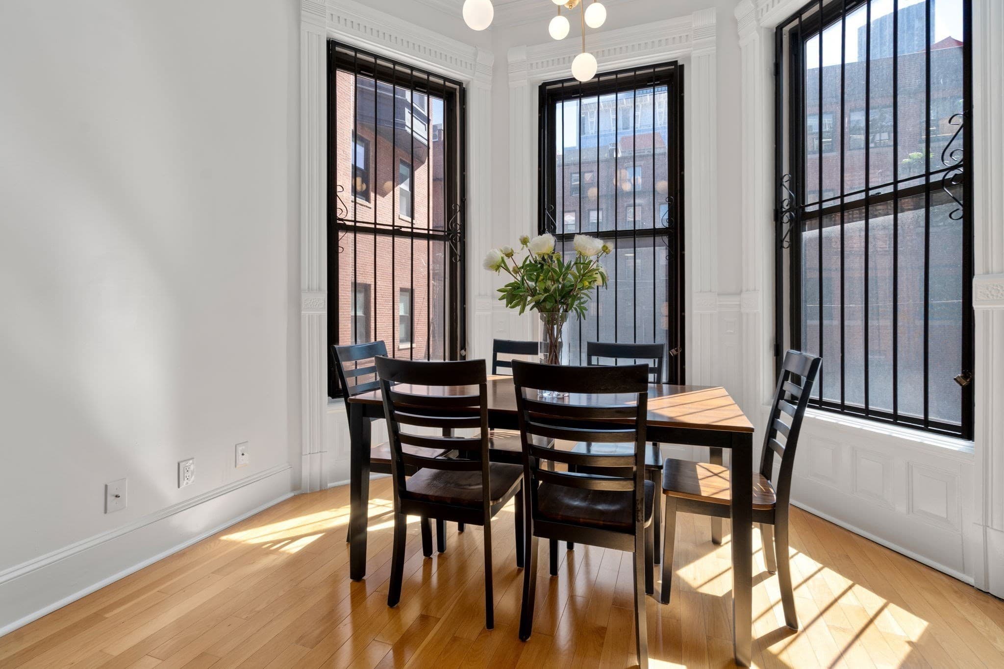 Condominium at 280 Commonwealth Ave # 102, Boston MA 02116, photo 6 of 24